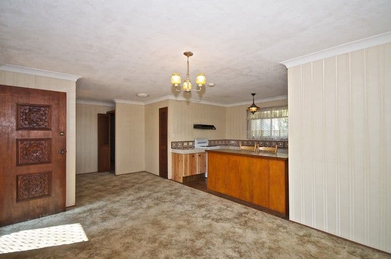 9 Theodore Place, MOLENDINAR QLD 4214, Molendinar - Thumbnail 3