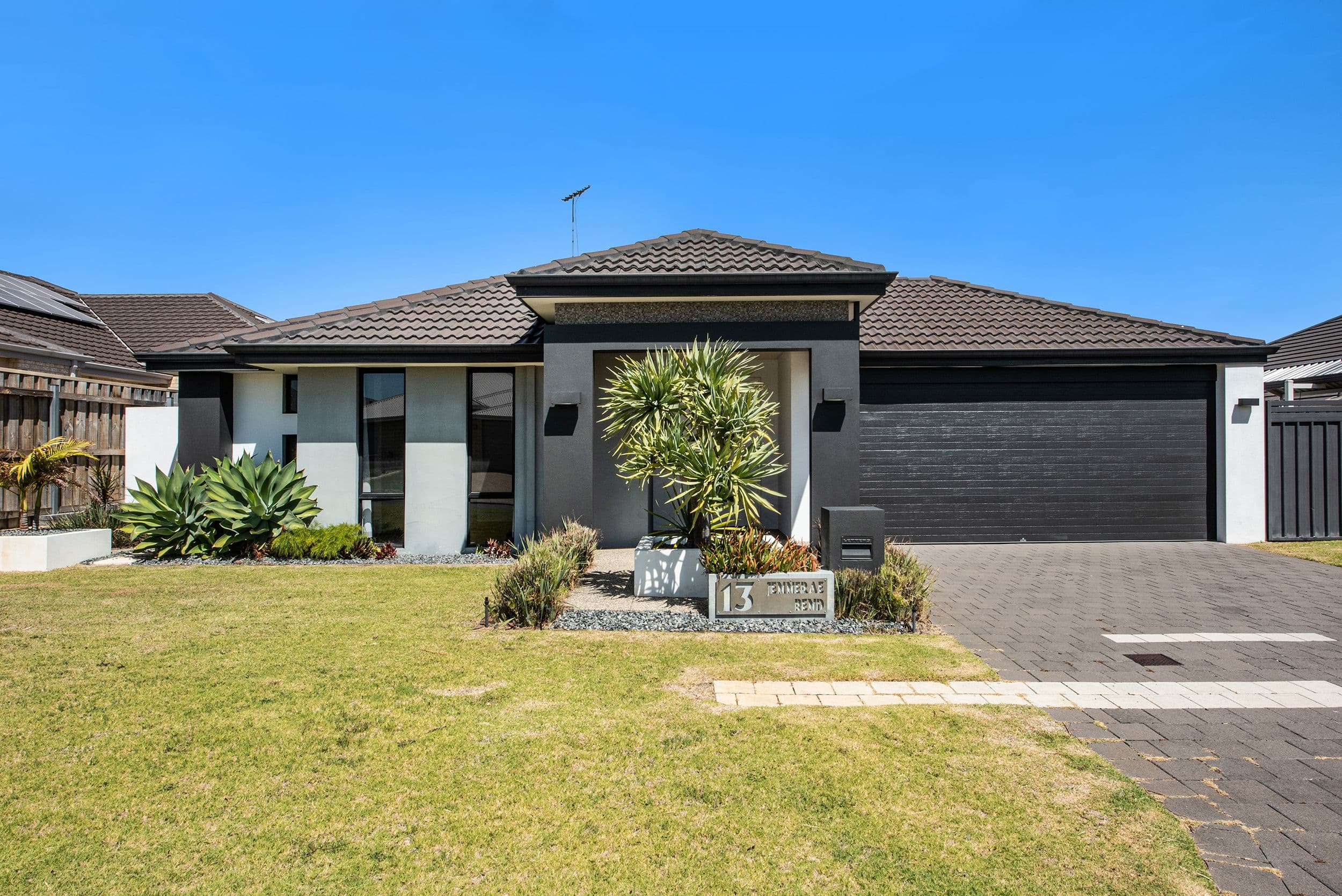 13 Jennerae Bend, Halls Head WA 6210, Halls Head - Thumbnail 3