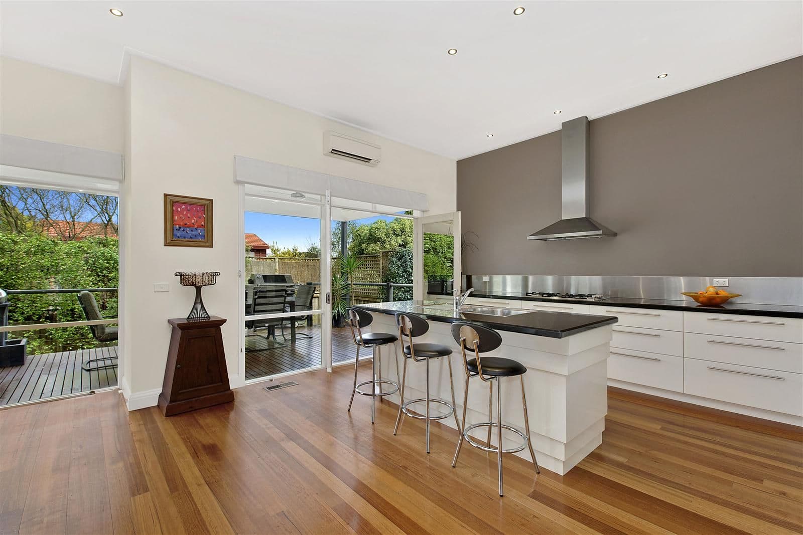4 Chiltern Court, DONCASTER EAST VIC 3109, Doncaster East - Thumbnail 5