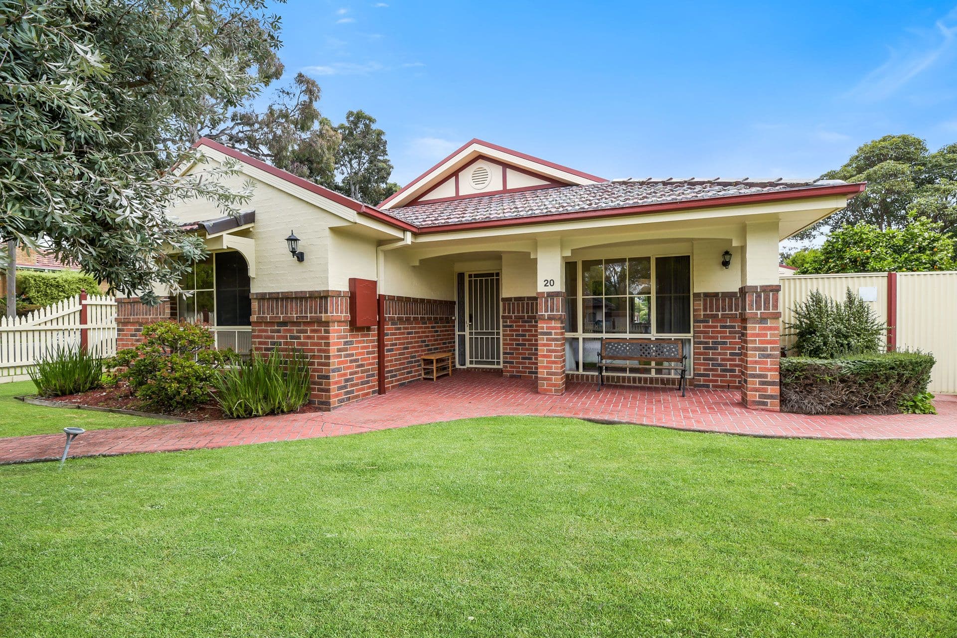 20 Devon Drive, Blackburn North VIC 3130, Blackburn North - Thumbnail 2