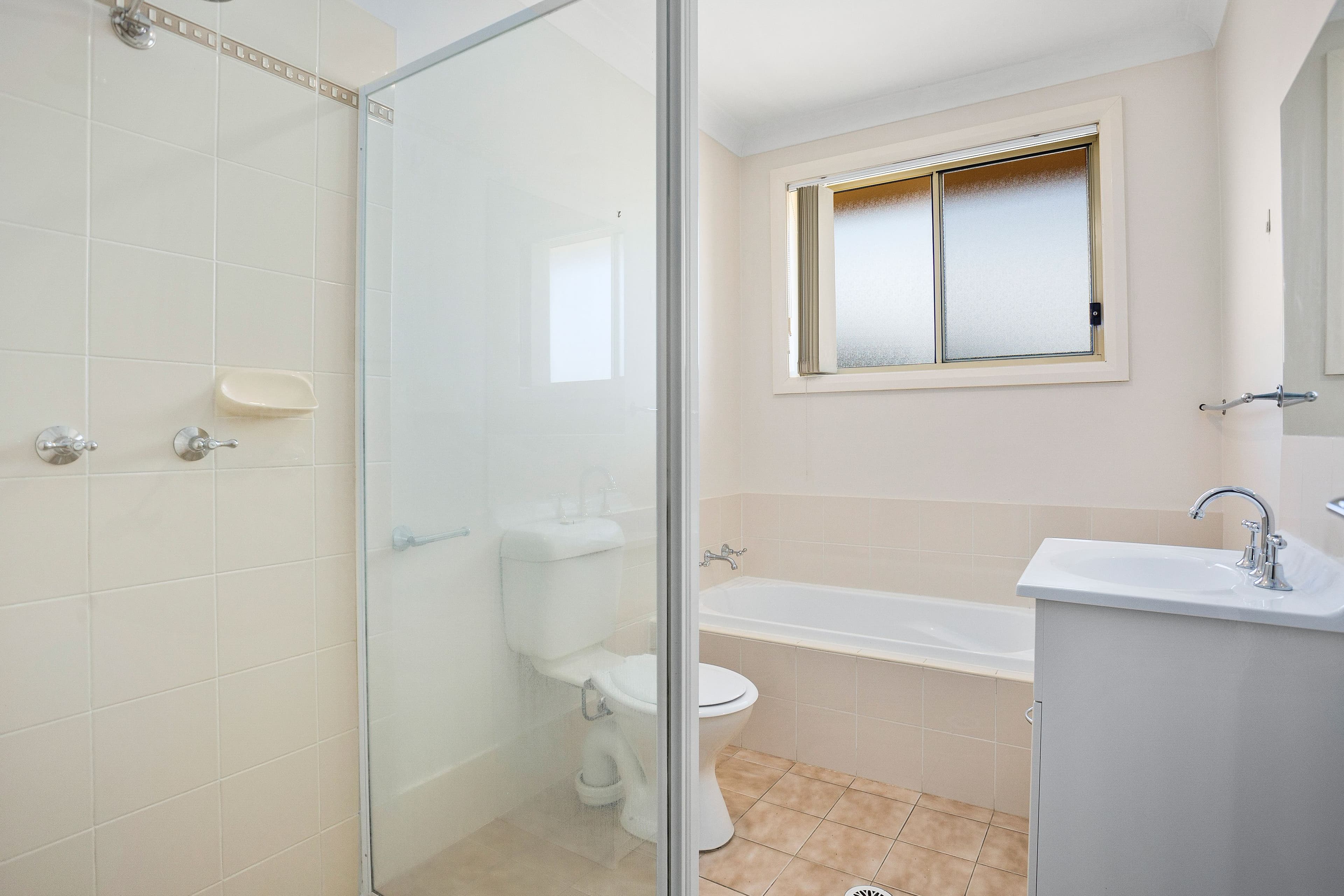 2/16 Seymour Drive, Flinders NSW 2529, Flinders - Thumbnail 5