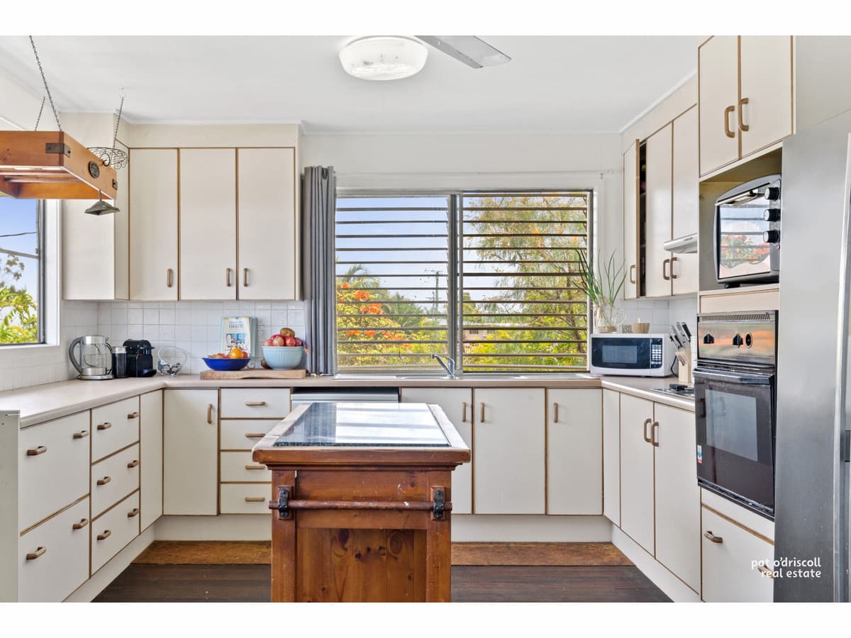 16 Booker Street, Park Avenue QLD, Park Avenue - Thumbnail 3
