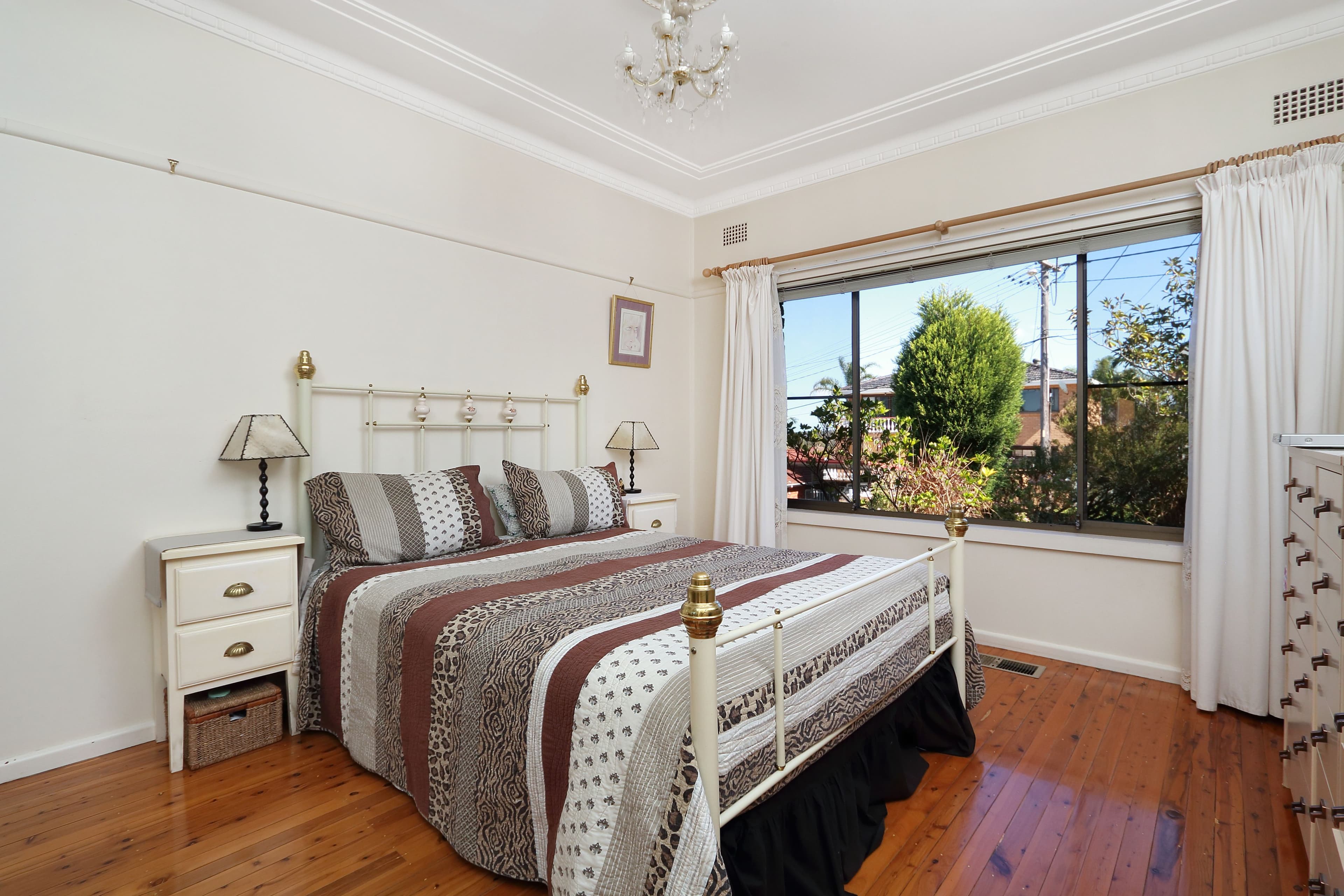 3 Taffs Avenue, Lugarno NSW 2210, Lugarno - Thumbnail 8