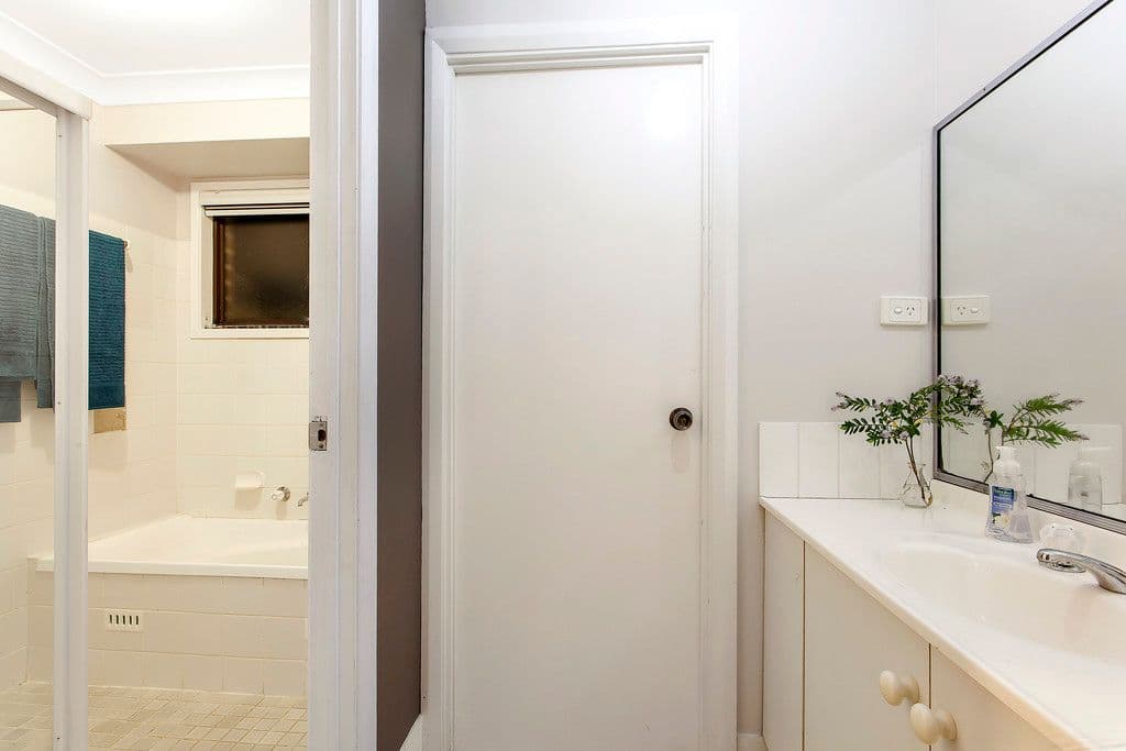 15 Scarborough Place, Bateau Bay NSW 2261, Bateau Bay - Thumbnail 7