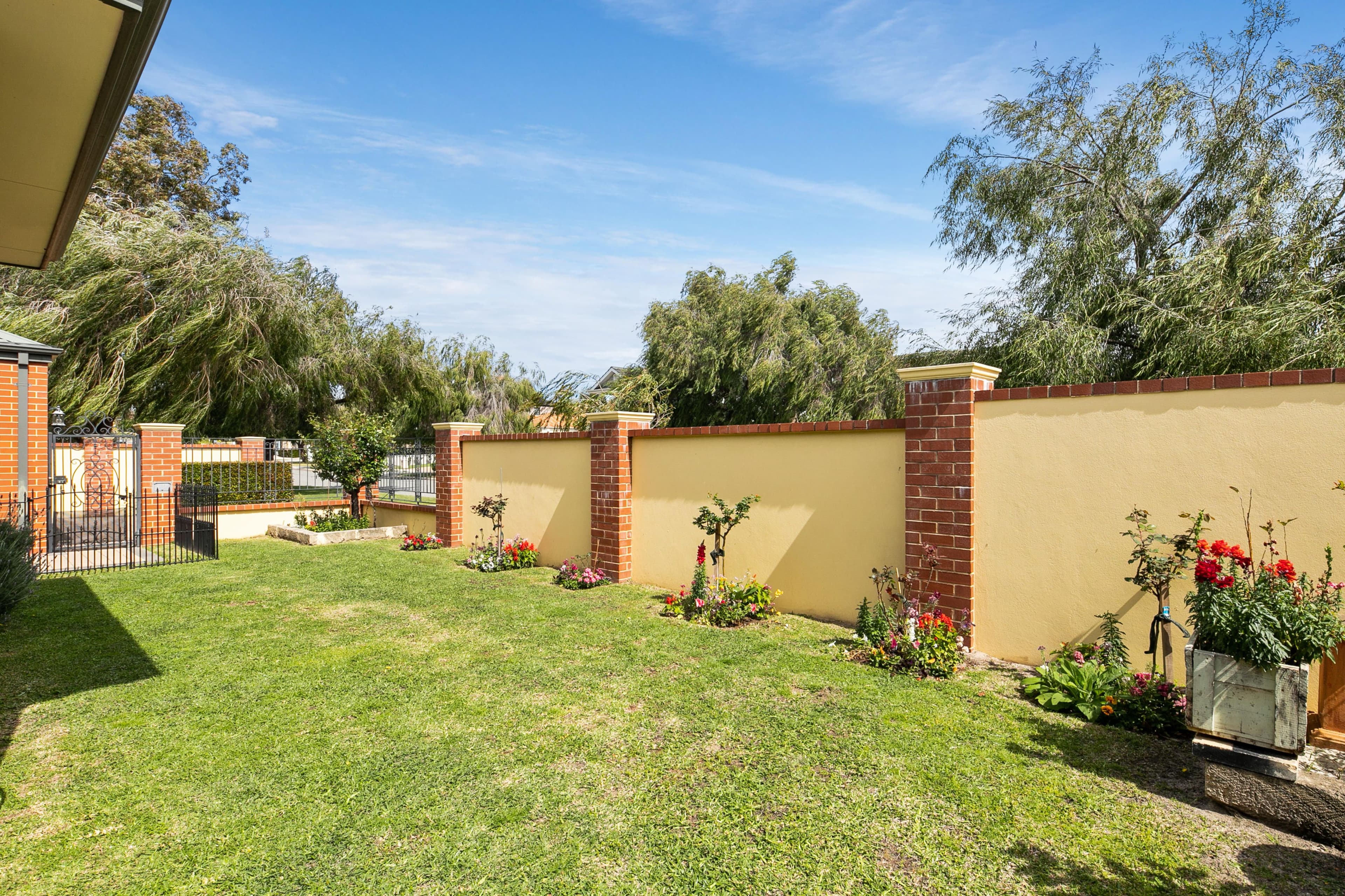 18 Klem Avenue, Salter Point WA 6152, Salter Point - Thumbnail 6