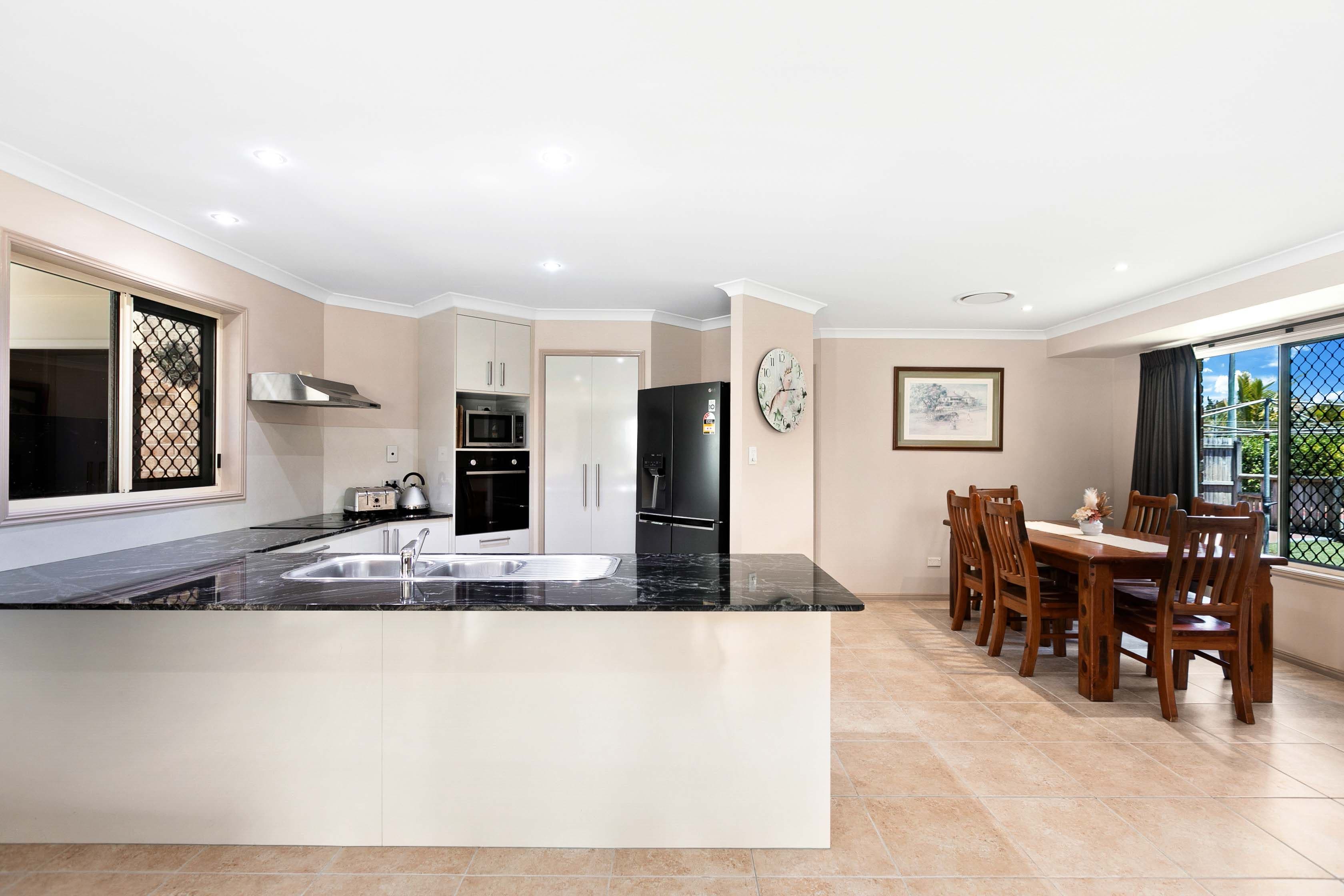 14 Kathleen Crescent, Wondunna QLD 4655, Wondunna - Thumbnail 7