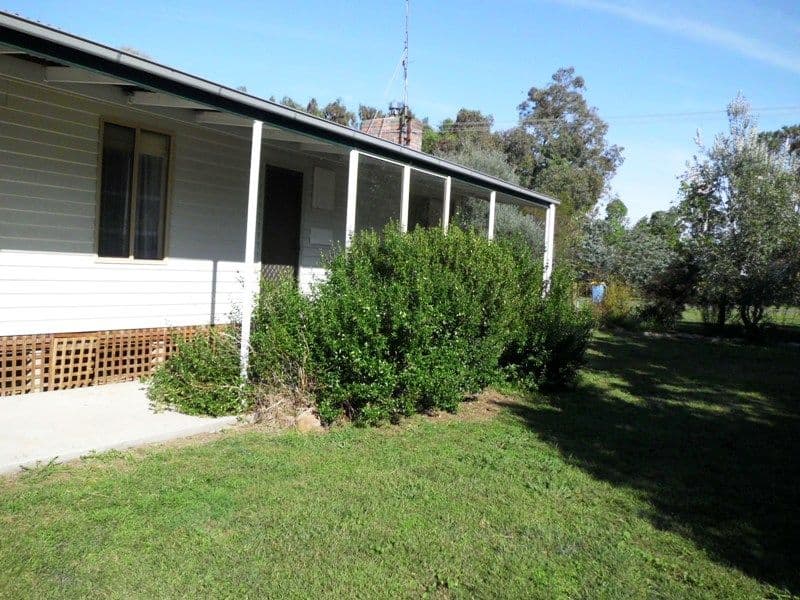 10-12 Wedge Street, AVENEL VIC 3664, Avenel - Image 1