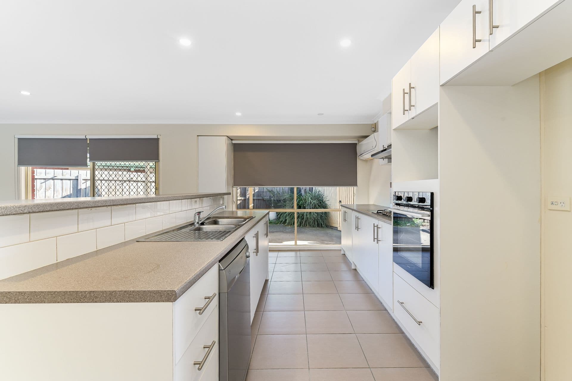 74 Strathaird Drive, Narre Warren South VIC 3805, Narre Warren South - Thumbnail 5