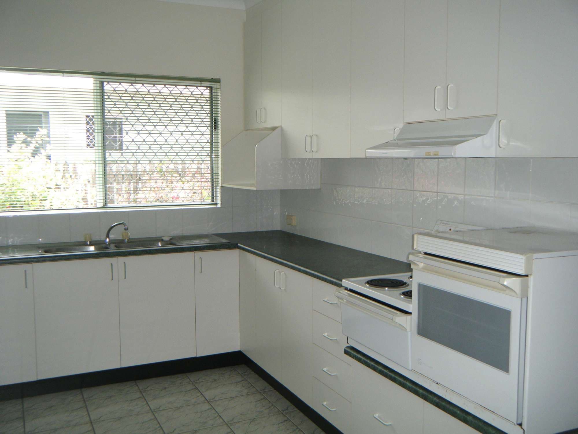 9  Celandine Court, KIRWAN QLD 4817, Kirwan - Thumbnail 2