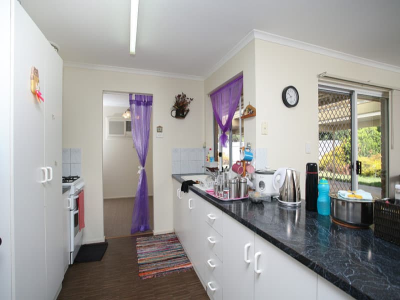 27 Holmes Street, Willaston - Thumbnail 4