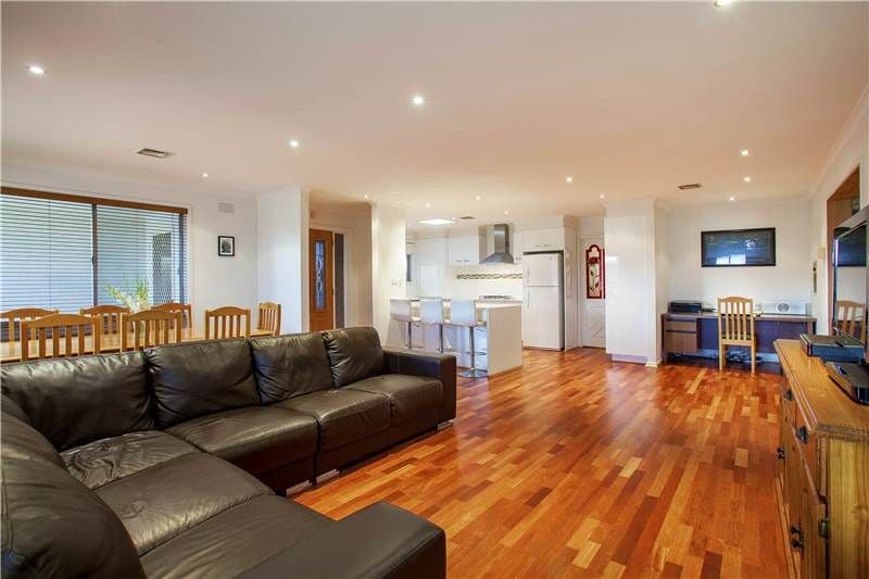 107 Rennie Street, LARA VIC 3212, Lara - Thumbnail 2