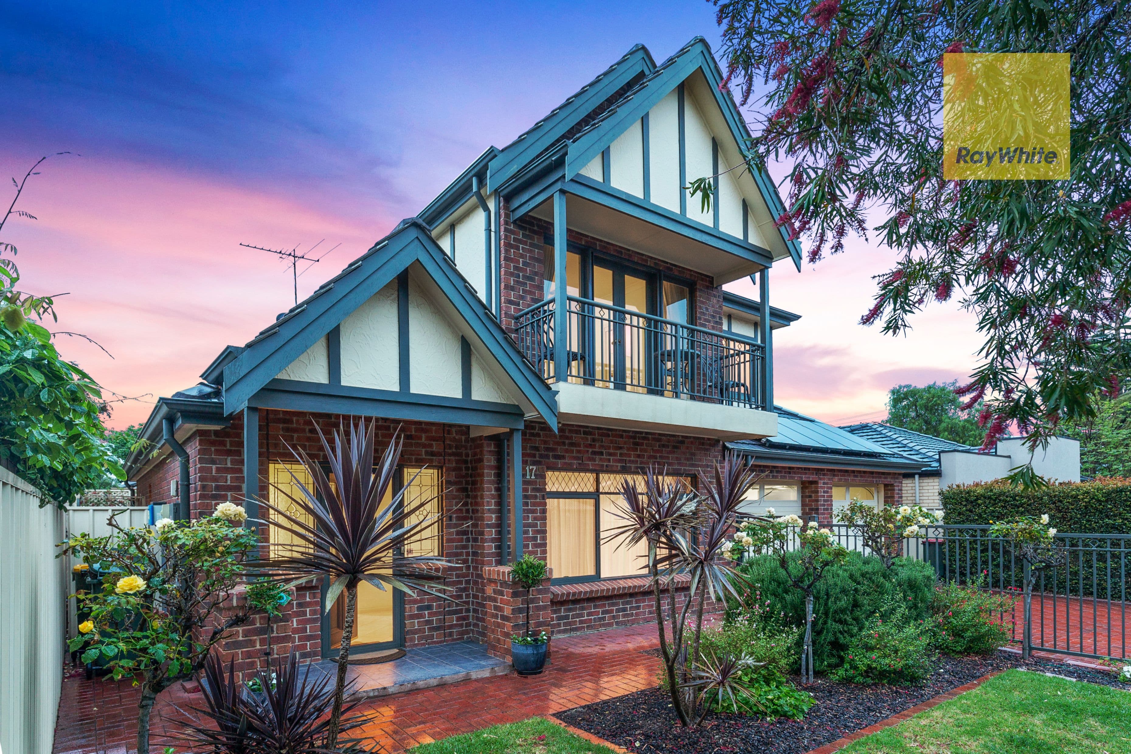17 Hamilton Street, Somerton Park SA 5044, Somerton Park - Thumbnail 2