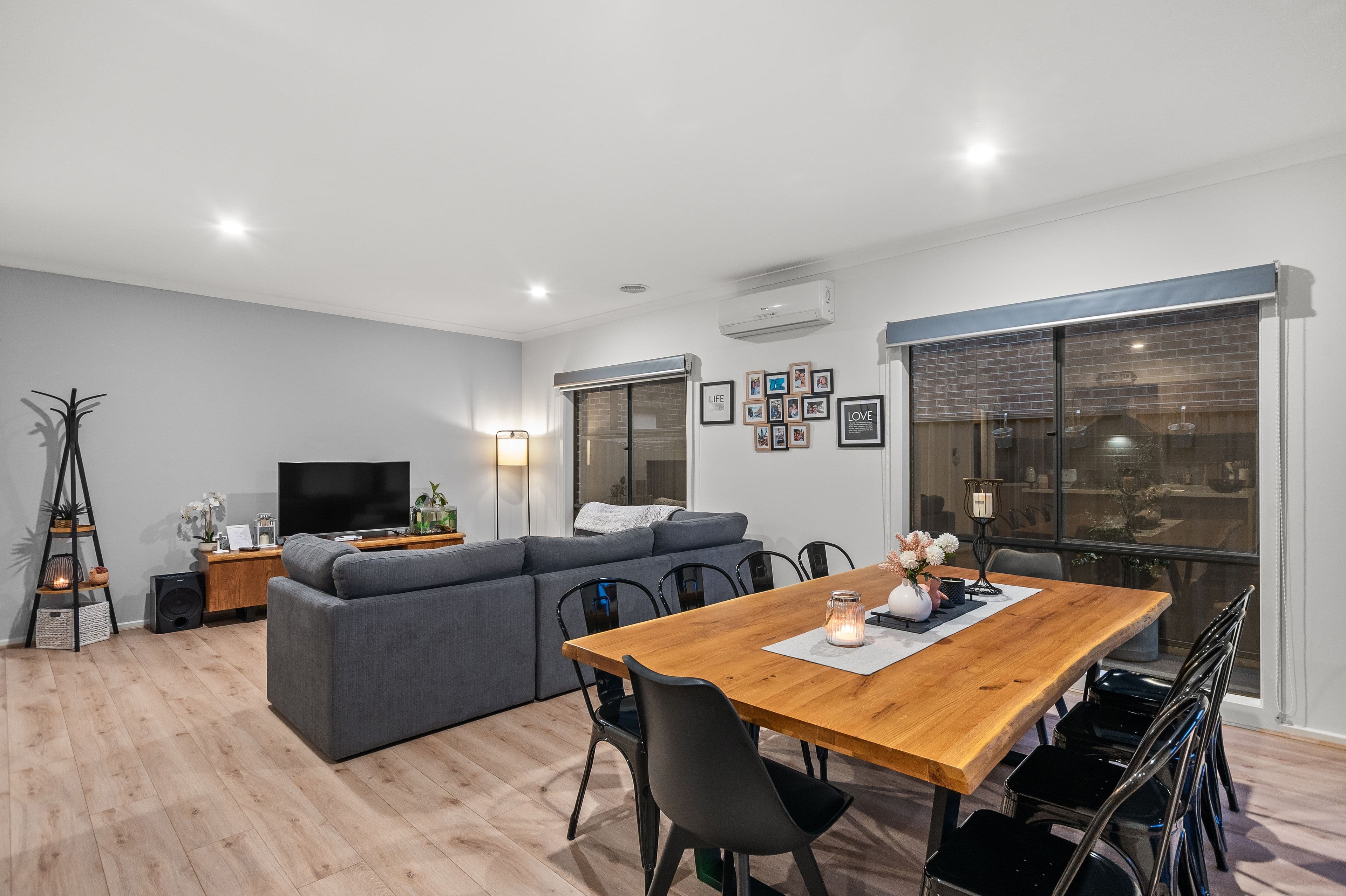 91 Hawking Crescent, FRASER RISE VIC 3336, Fraser Rise - Thumbnail 4