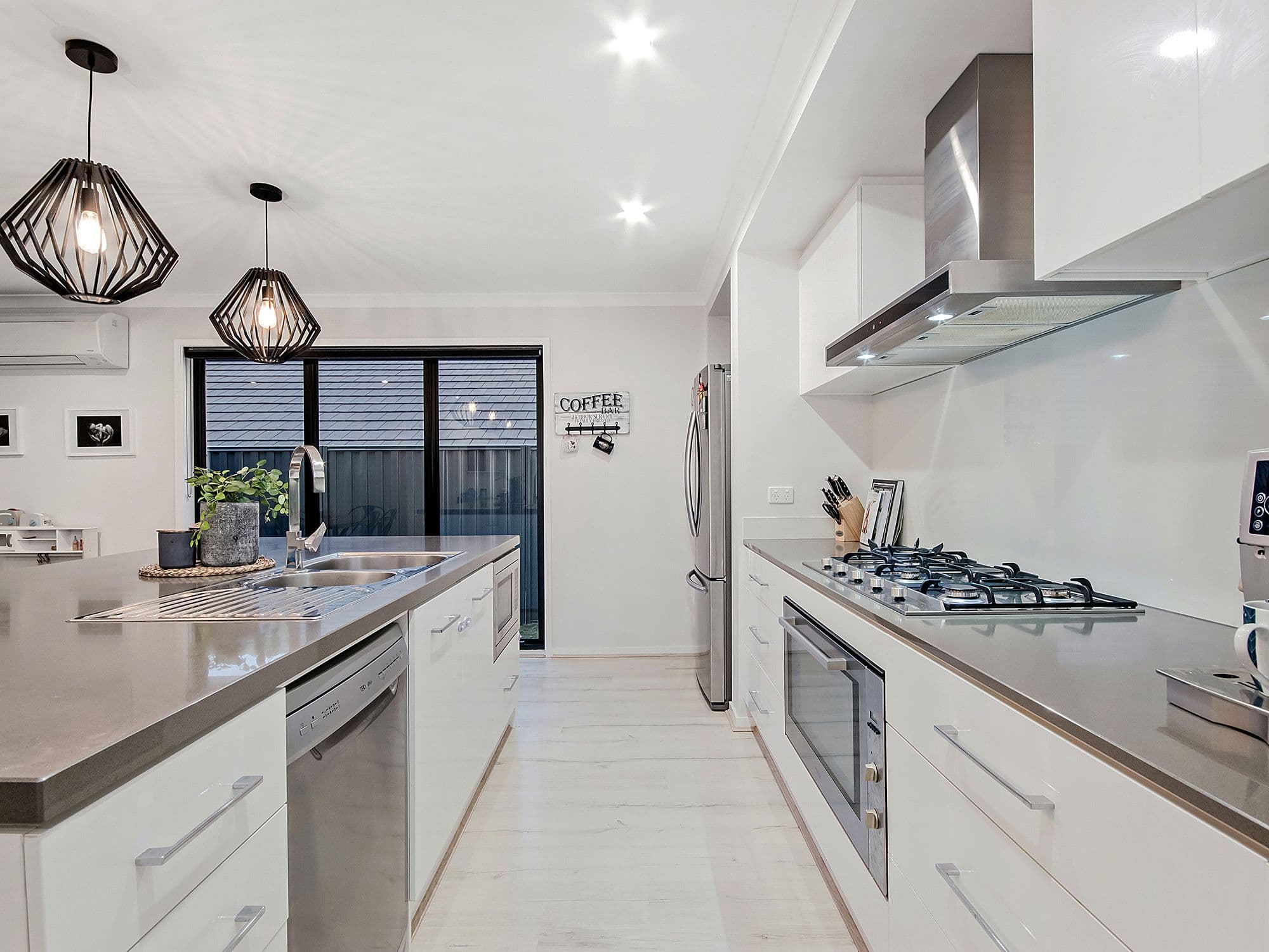 25 Morwell Street, South Ripley QLD 4306, South Ripley - Thumbnail 4