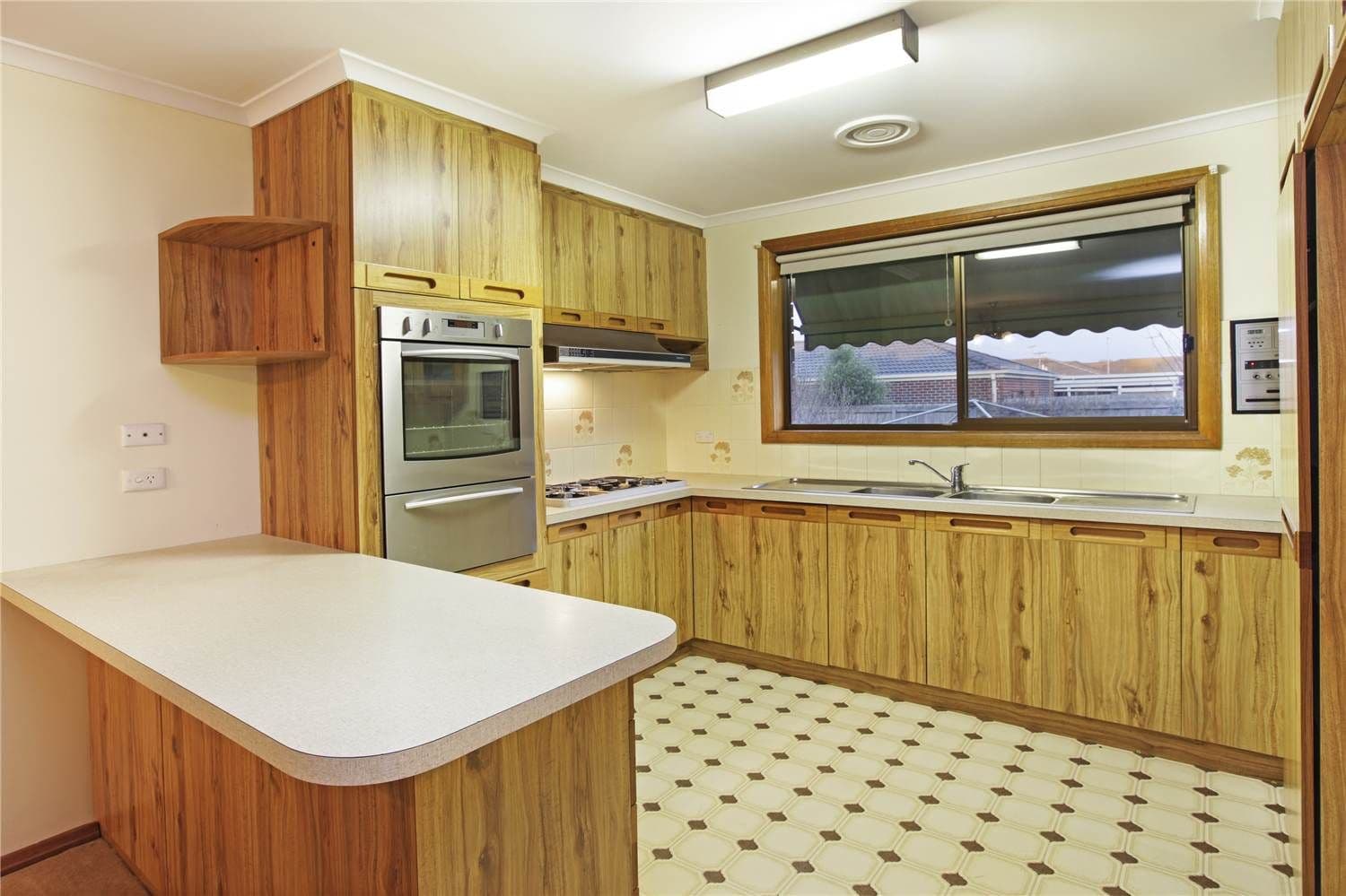 68 Rollins Road, BELL POST HILL VIC 3215, Bell Post Hill - Thumbnail 4