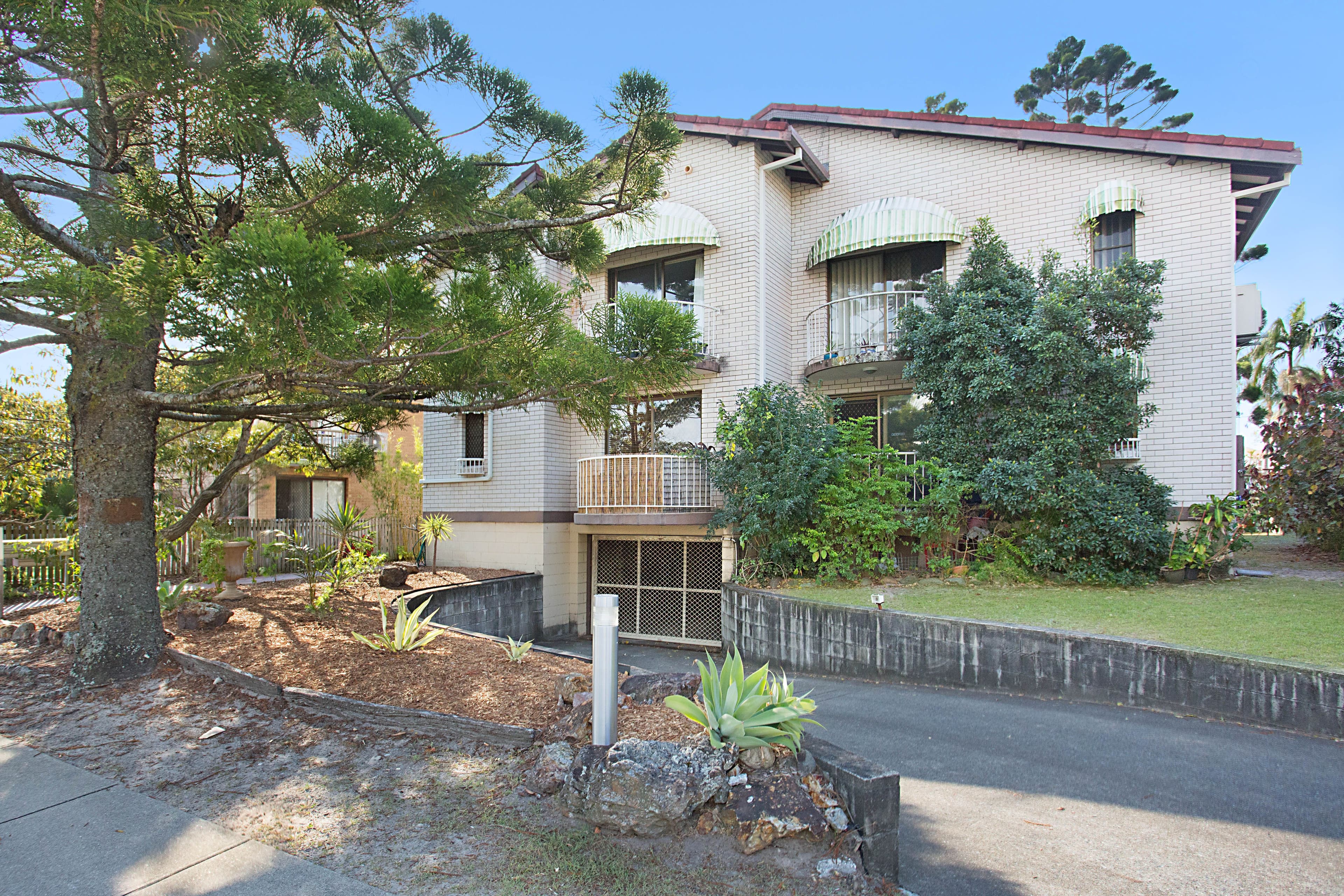 4 'Castella Court' 33 Chelsea Avenue, Broadbeach QLD 4218, Broadbeach - Thumbnail 8