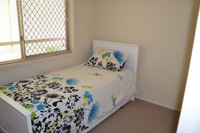 18 Adaminaby Drive, Helensvale QLD 4212, Helensvale - Thumbnail 8