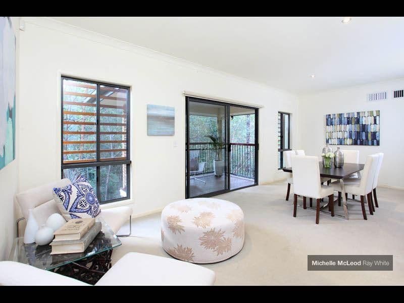 15 Grevillea Close, CHAPEL HILL QLD 4069, Chapel Hill - Thumbnail 4