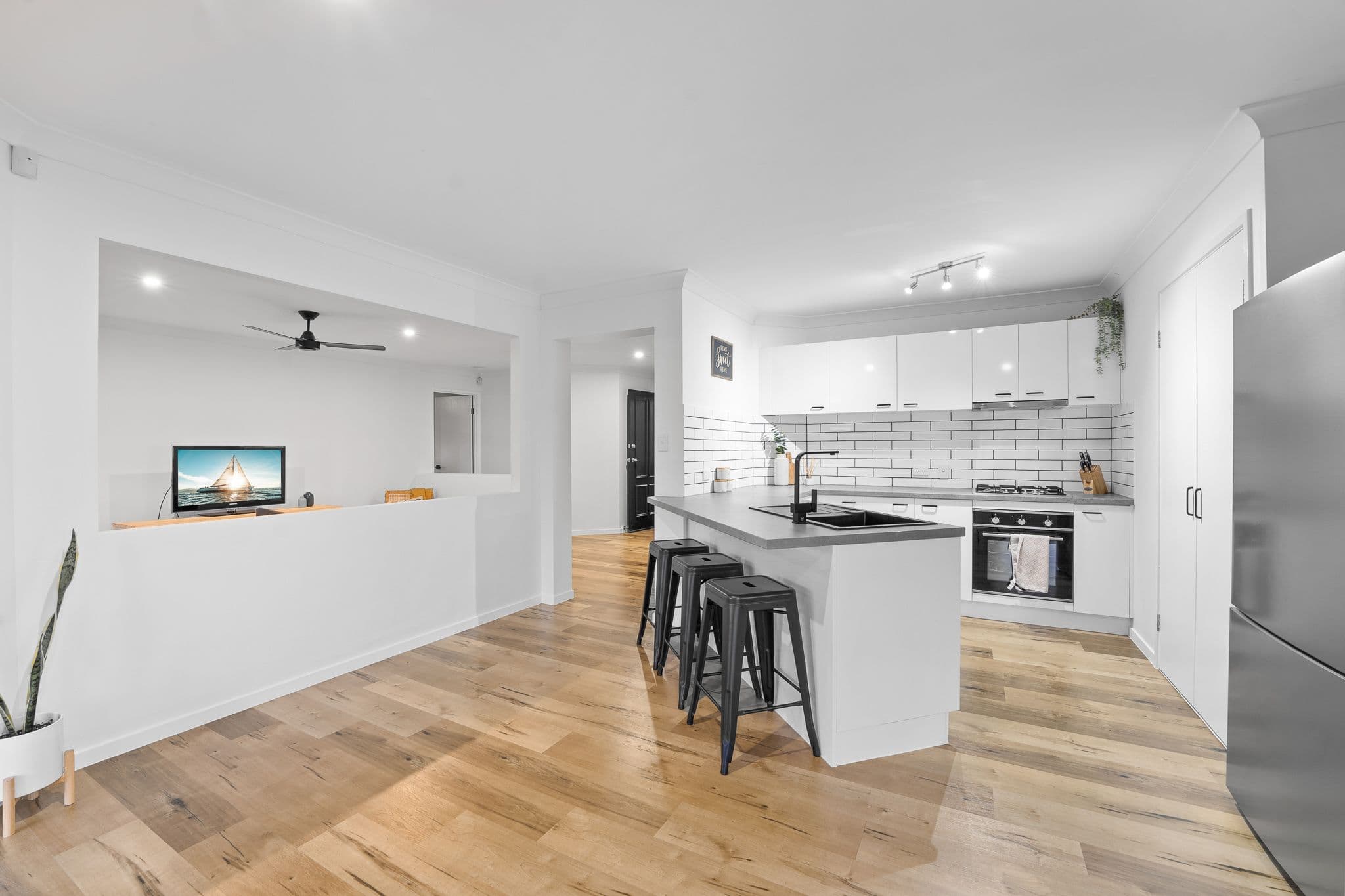 11 Barnard Crescent, Murrumba Downs QLD 4503, Murrumba Downs - Thumbnail 6