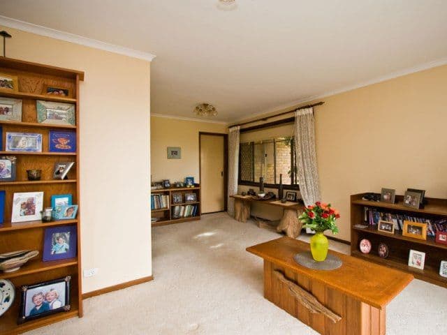 38 Glen Ross Road, SINNAMON PARK QLD 4073, Sinnamon Park - Thumbnail 5