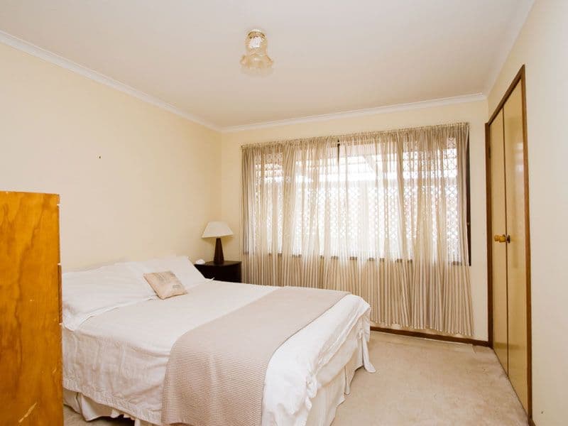 38 Glen Ross Road, SINNAMON PARK QLD 4073, Sinnamon Park - Thumbnail 8