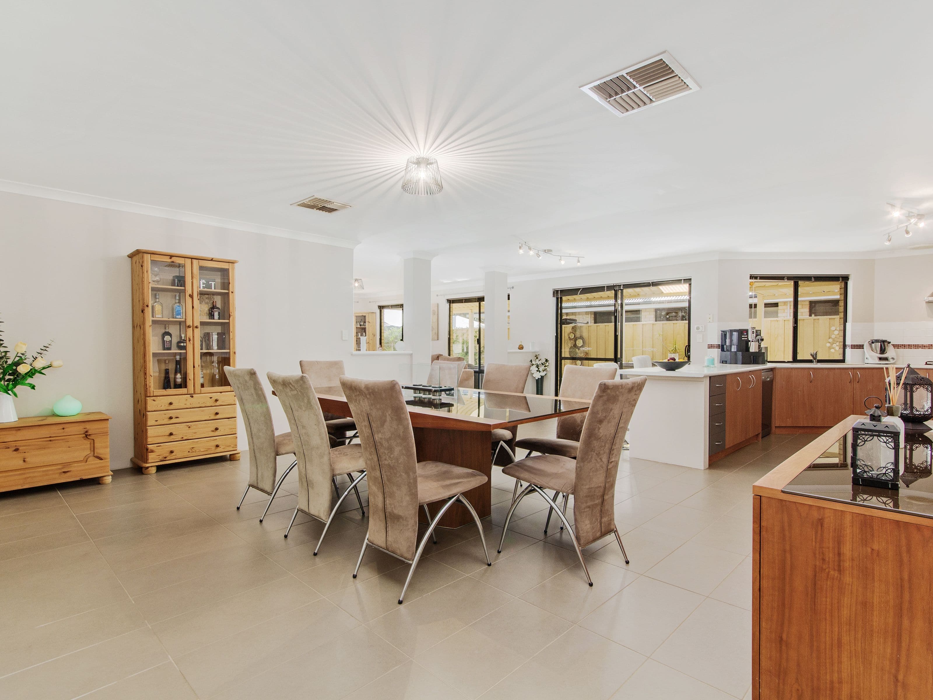 24 Scarab Court, Halls Head WA 6210, Halls Head - Thumbnail 5