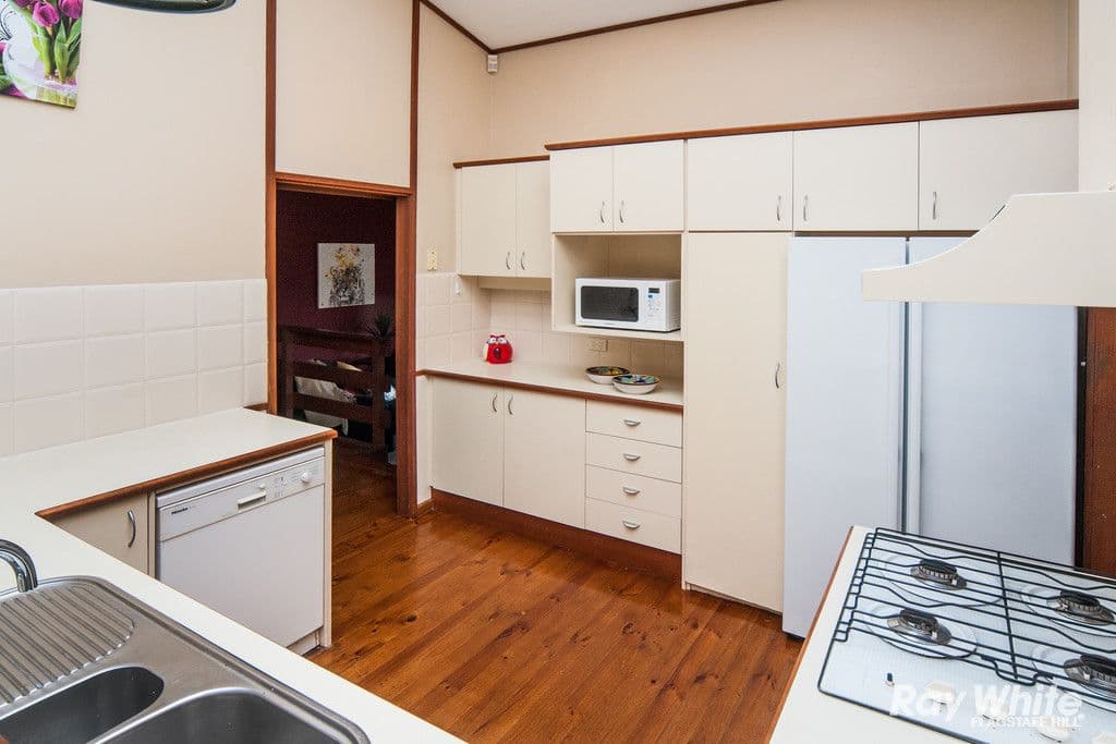 18 Renwick Street, Flagstaff Hill SA 5159, Flagstaff Hill - Thumbnail 8