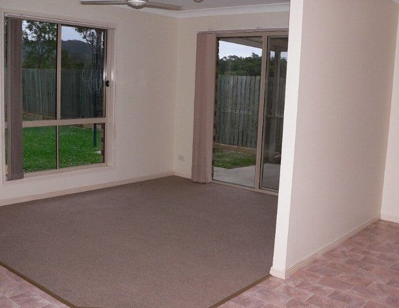 28 Pinedale Street, OXENFORD QLD 4210, Oxenford - Thumbnail 7