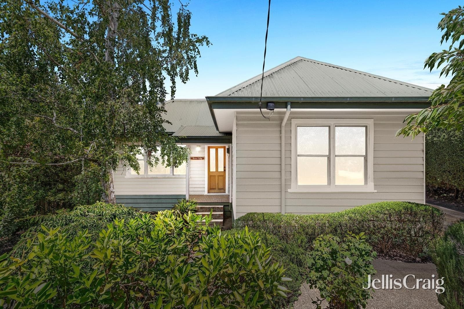 5 Clement Crescent, Croydon, Croydon - Thumbnail 2
