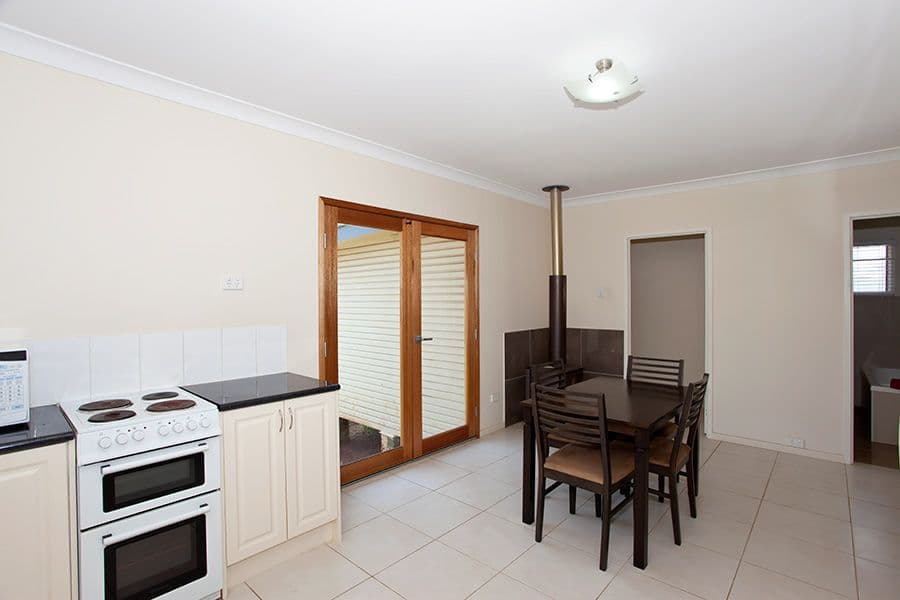 83 Hoey Street, KEARNEYS SPRING QLD 4350, Kearneys Spring - Thumbnail 3