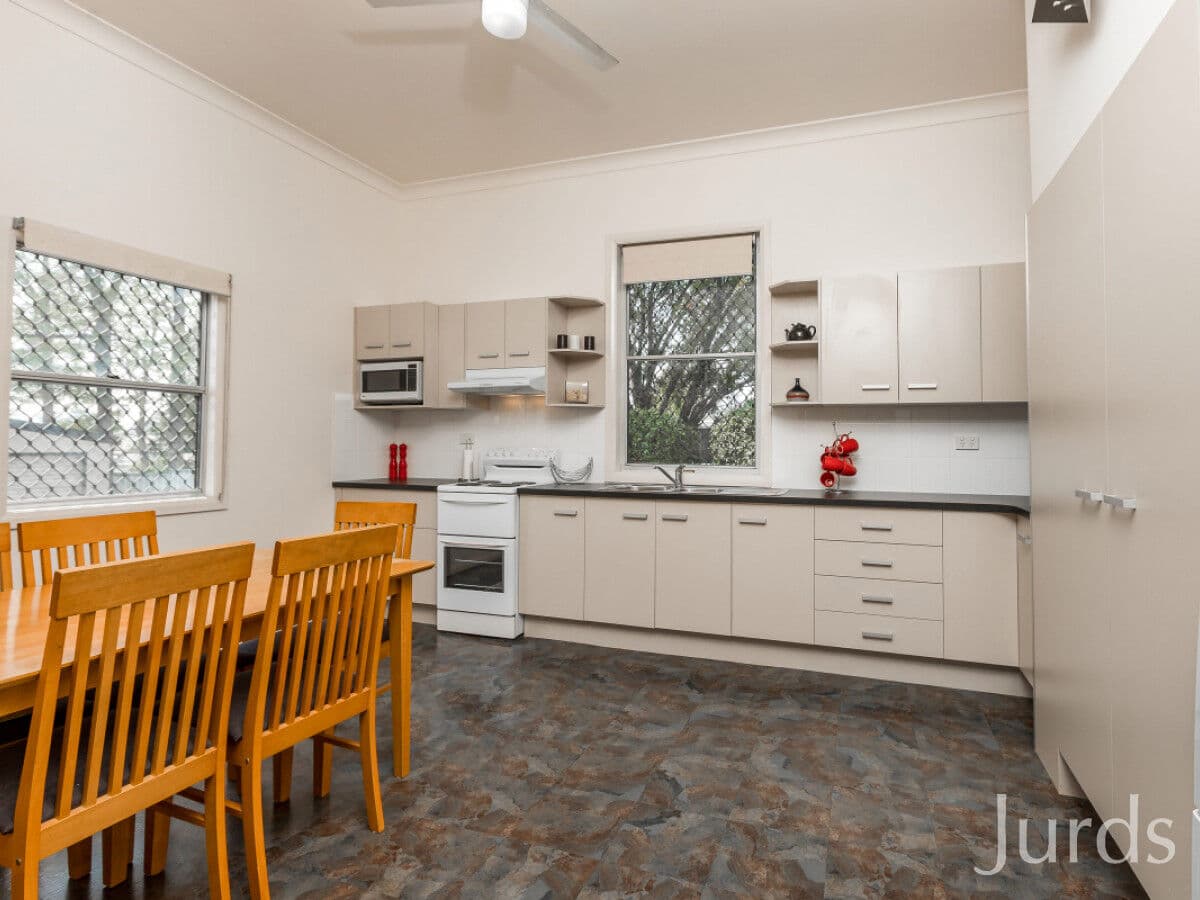 28 Love Street, Cessnock, Cessnock - Thumbnail 4