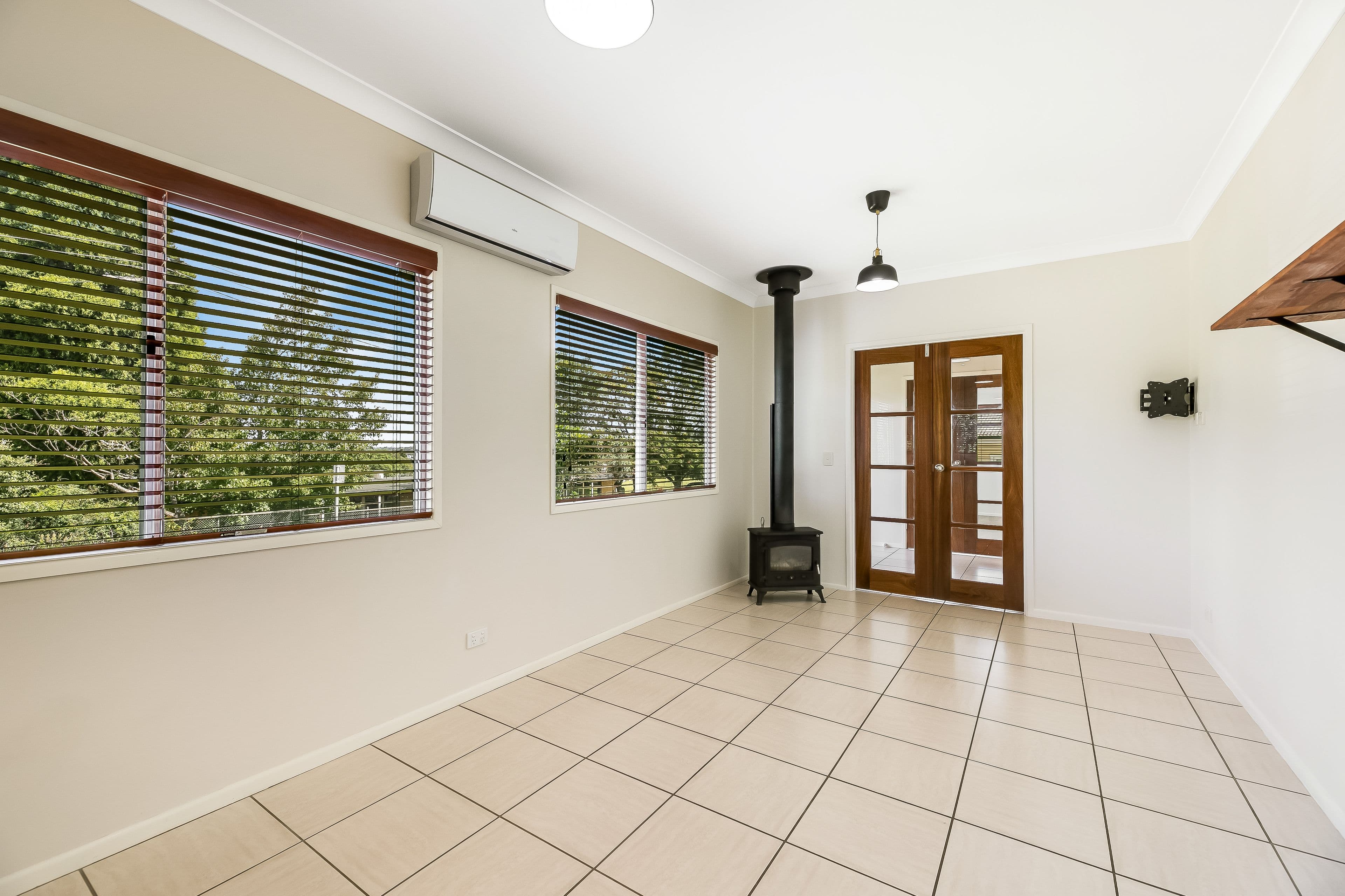 9 Spieker Street, Mount Lofty QLD 4350, Mount Lofty - Thumbnail 3
