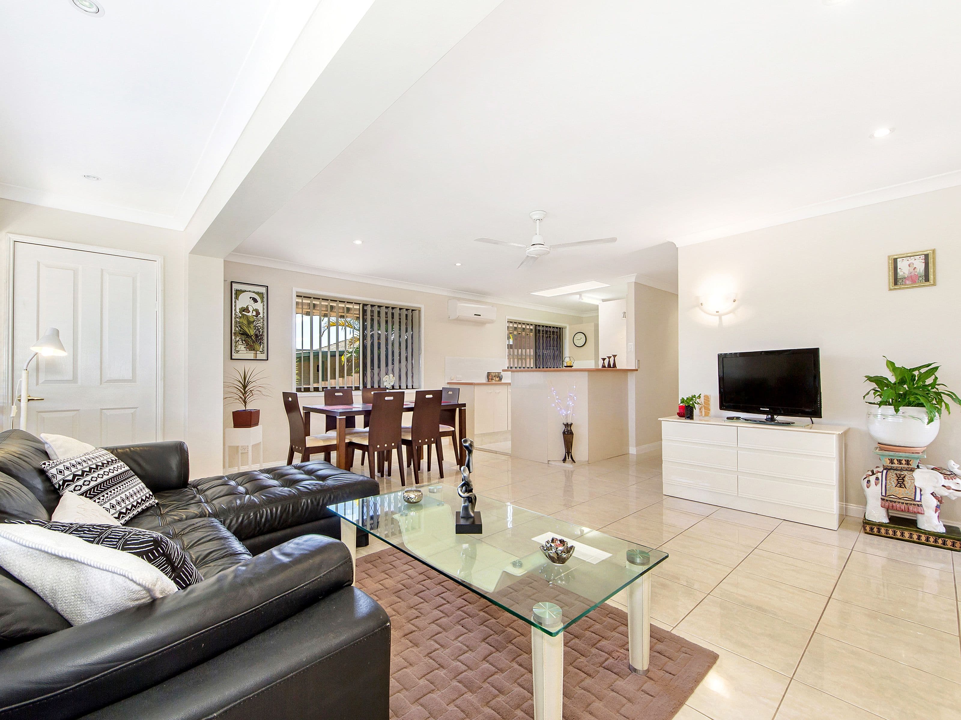 17 Raftery Street, Ashmore QLD 4214, Ashmore - Thumbnail 6