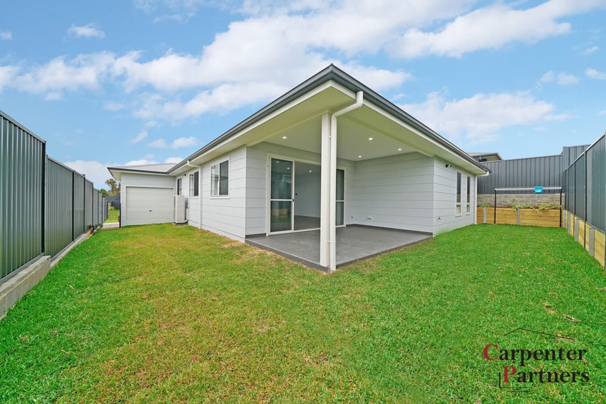 53 Roy Crescent, THIRLMERE, Thirlmere - Image 1