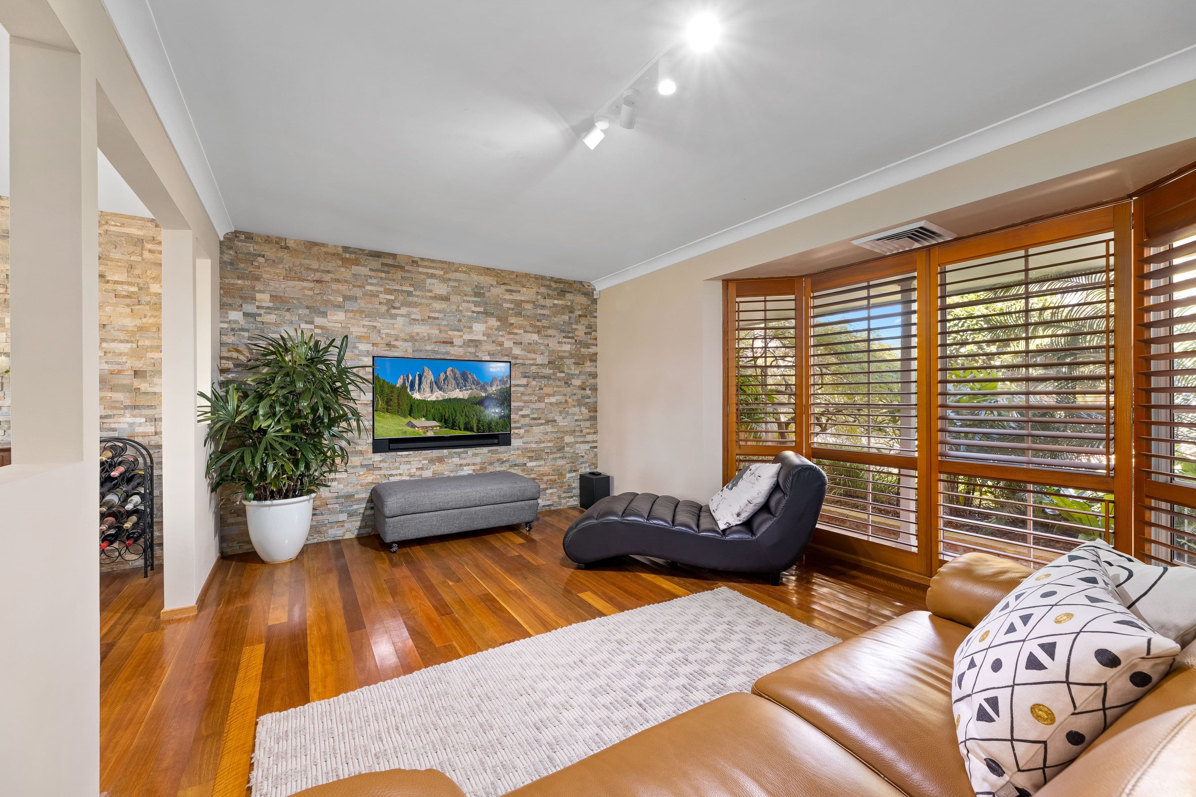 10 Sheoak Place, Alfords Point NSW 2234, Alfords Point - Thumbnail 2