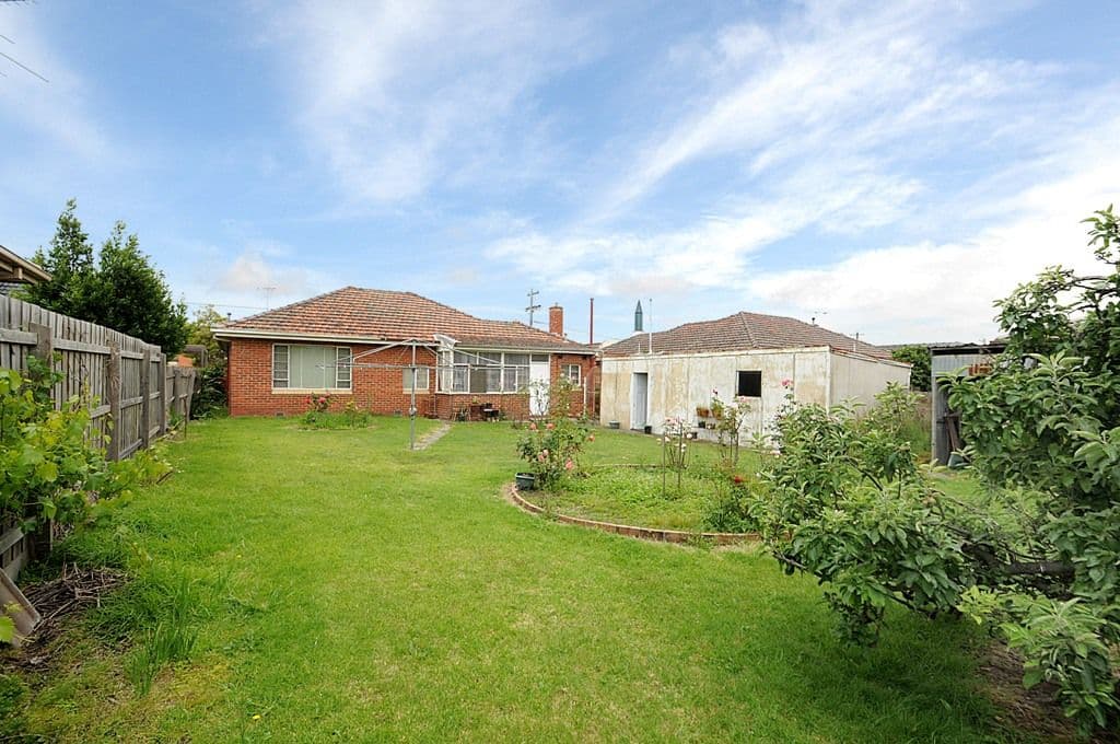 25a Leonard Avenue, NOBLE PARK VIC 3174, Noble Park - Thumbnail 7