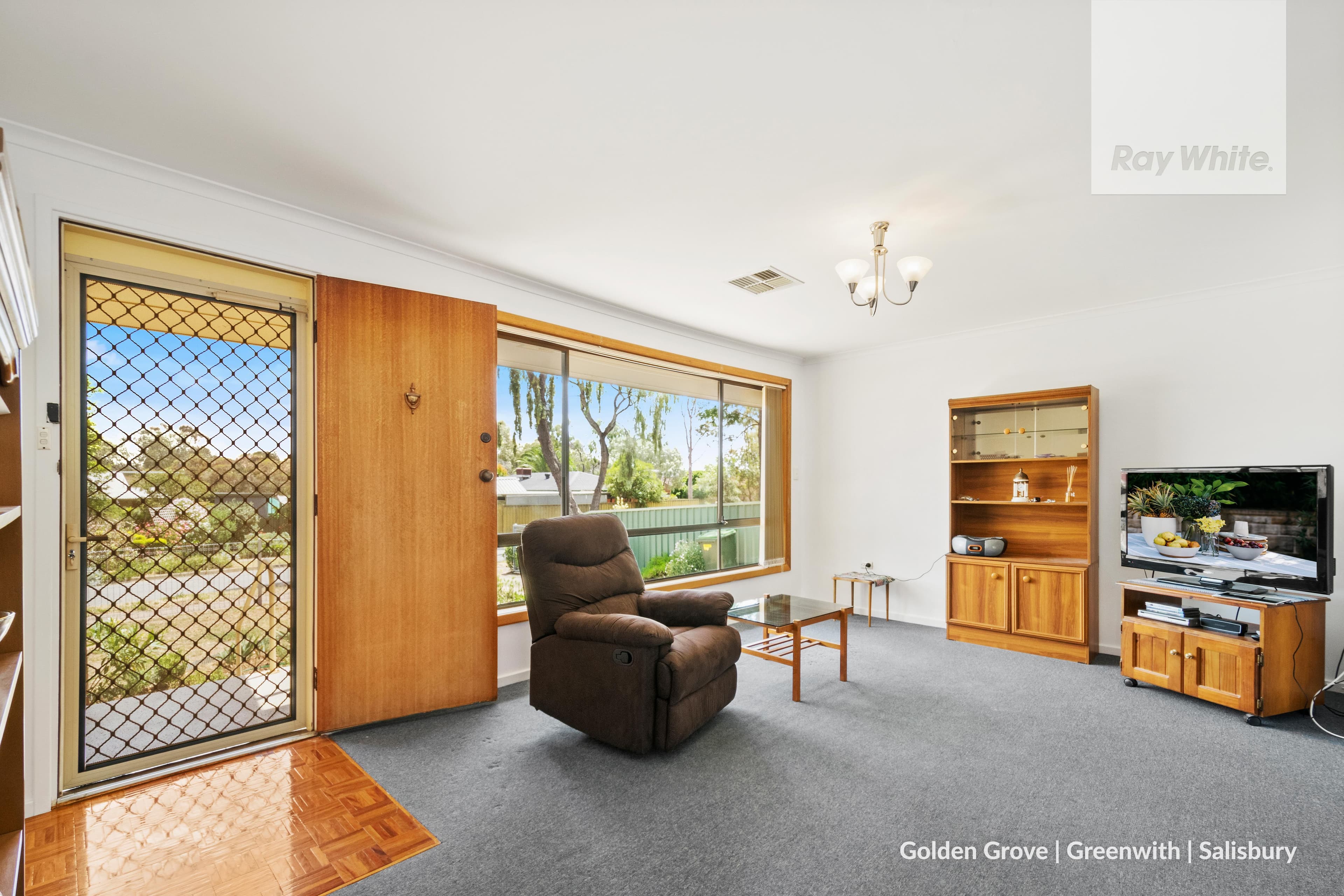 18 Debra Crescent, Salisbury East SA 5109, Salisbury East - Thumbnail 2