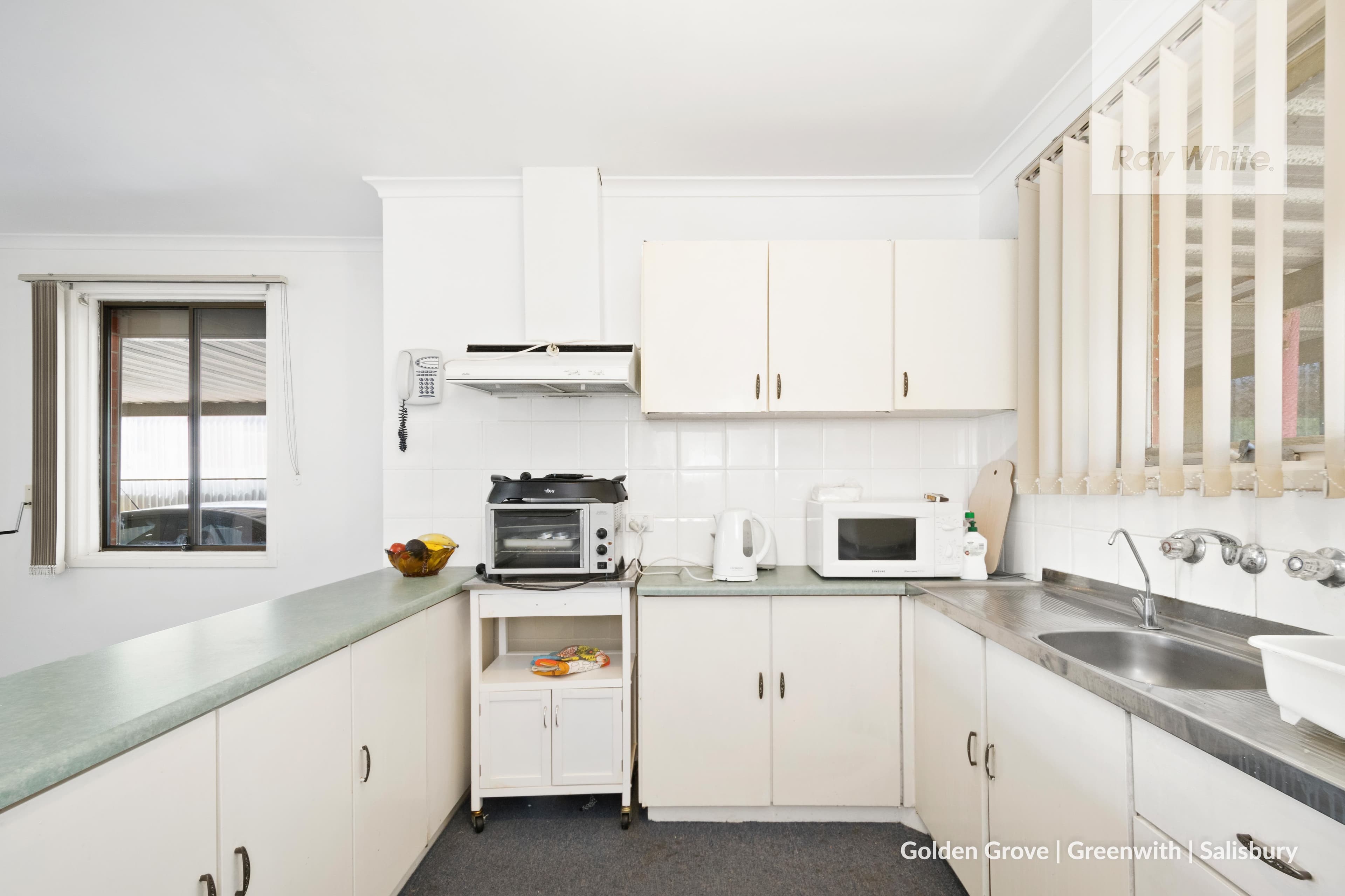 18 Debra Crescent, Salisbury East SA 5109, Salisbury East - Thumbnail 5
