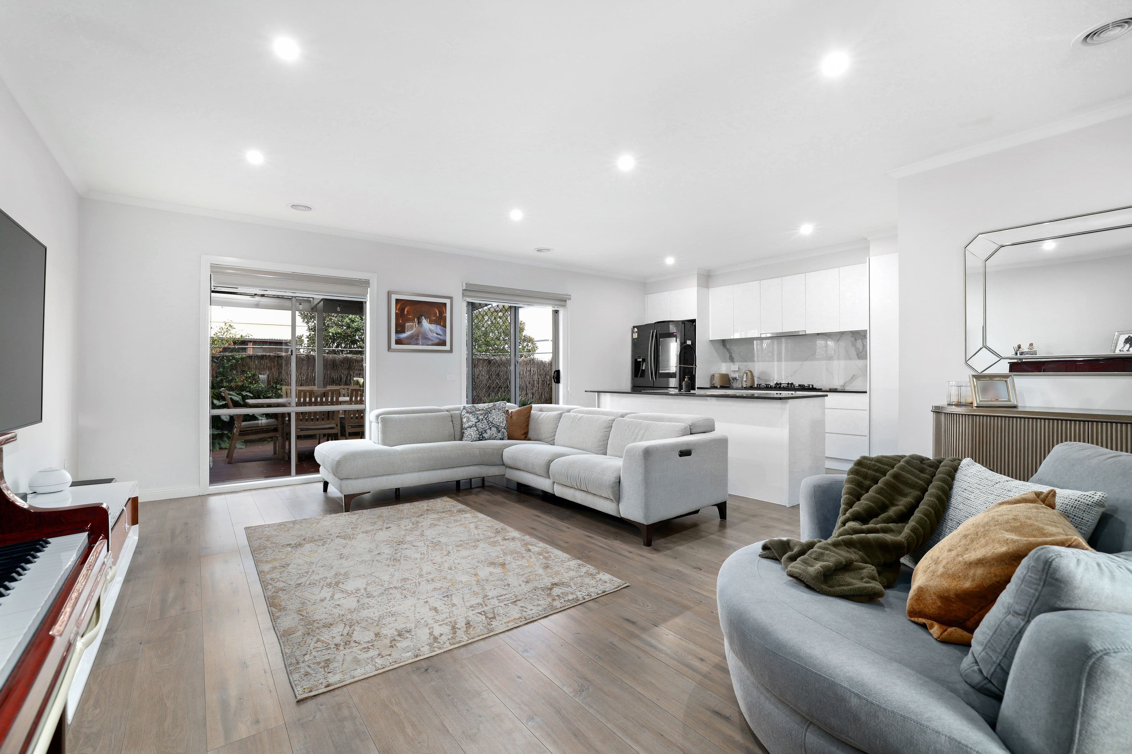 119 Sovereign Manors Crescent, Rowville VIC 3178, Rowville - Thumbnail 2
