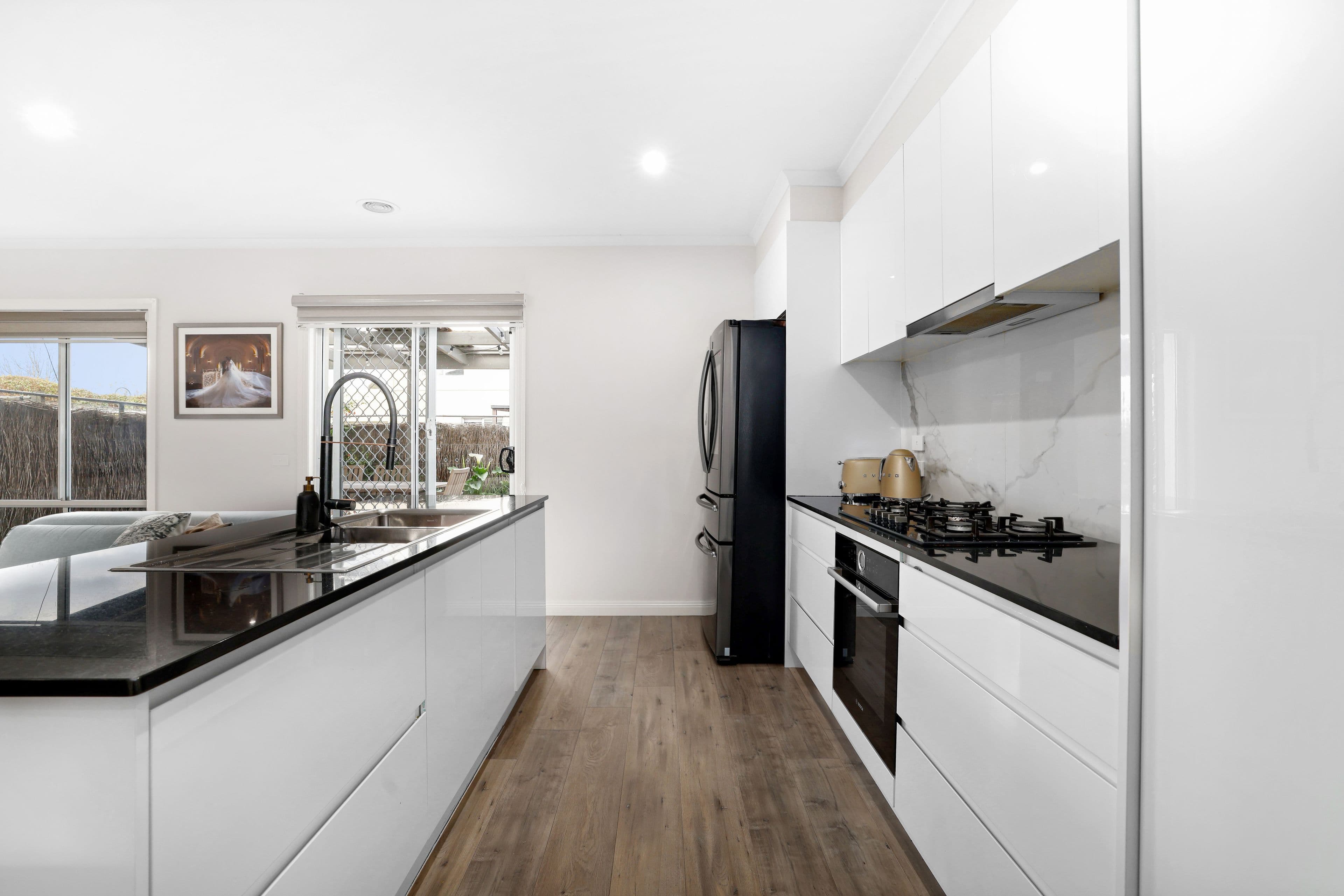 119 Sovereign Manors Crescent, Rowville VIC 3178, Rowville - Thumbnail 4
