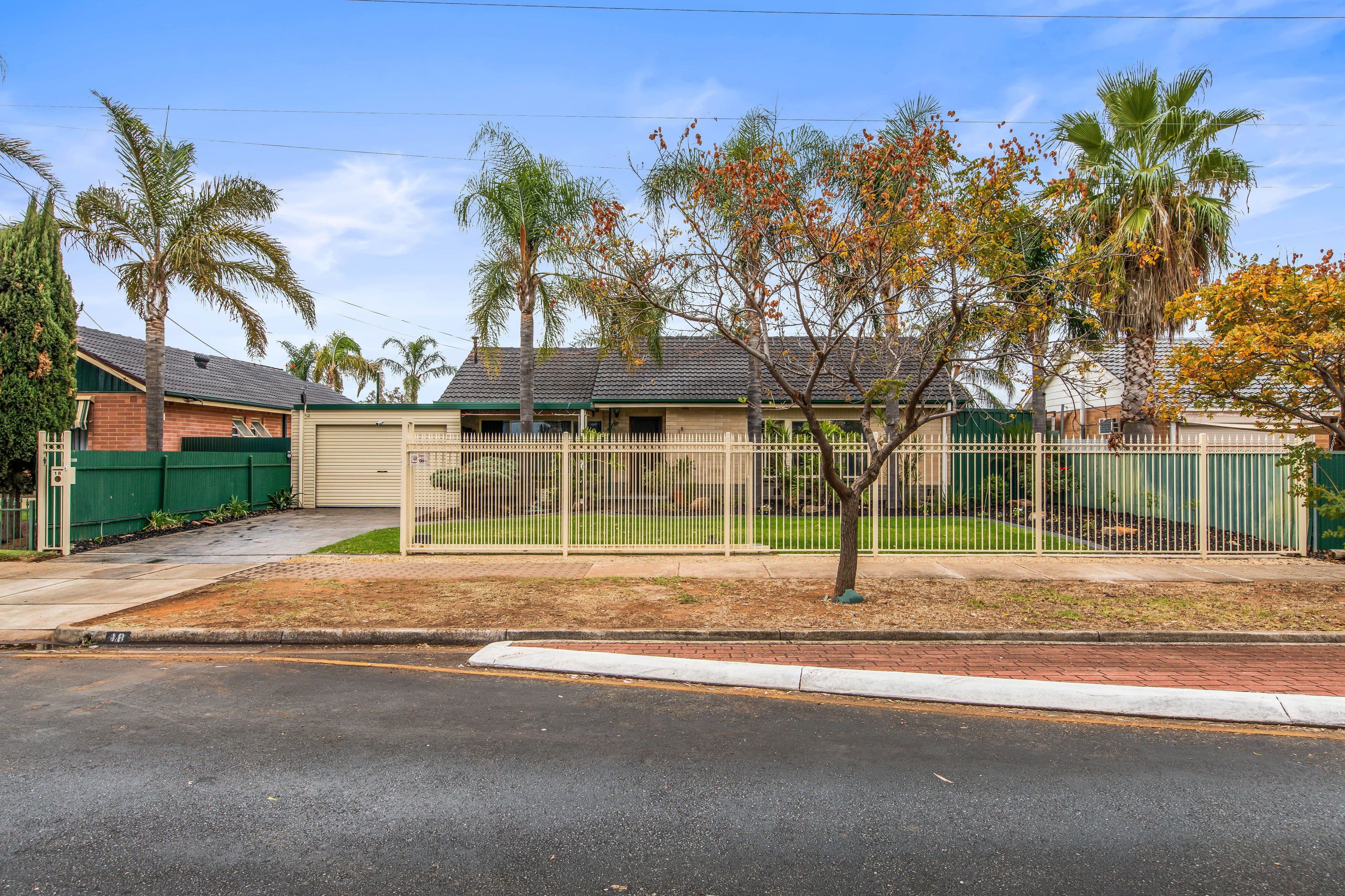 18 Macartney Road, Parafield Gardens SA 5107, Parafield Gardens - Thumbnail 2