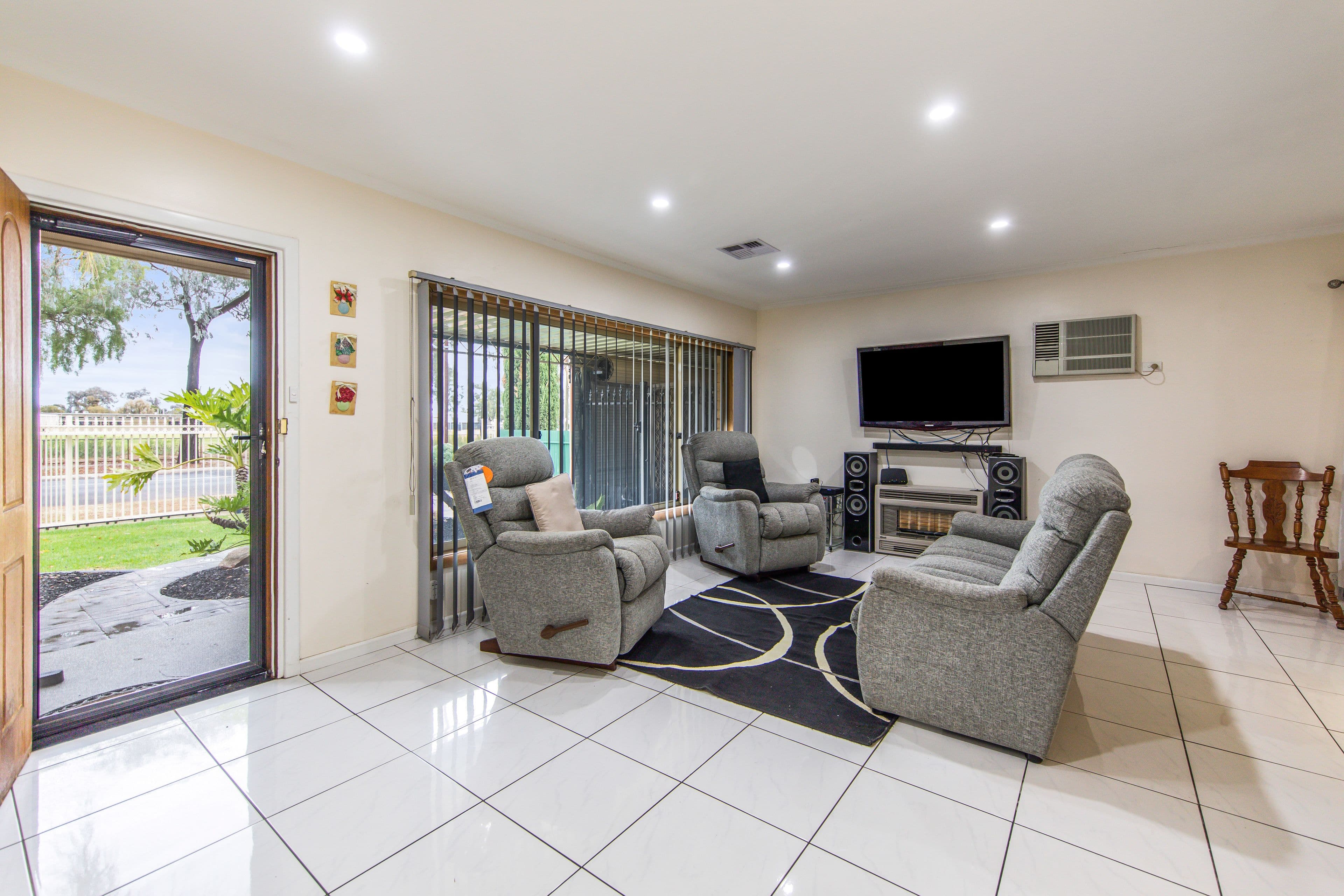 18 Macartney Road, Parafield Gardens SA 5107, Parafield Gardens - Thumbnail 5