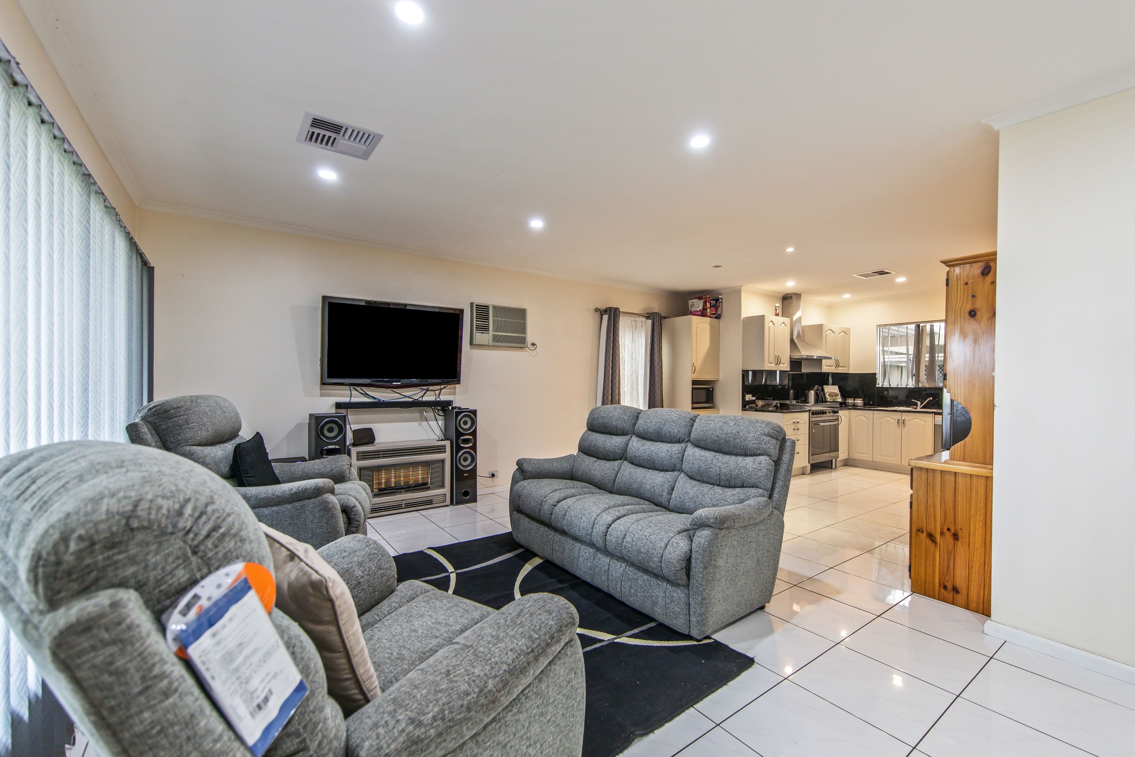 18 Macartney Road, Parafield Gardens SA 5107, Parafield Gardens - Thumbnail 6