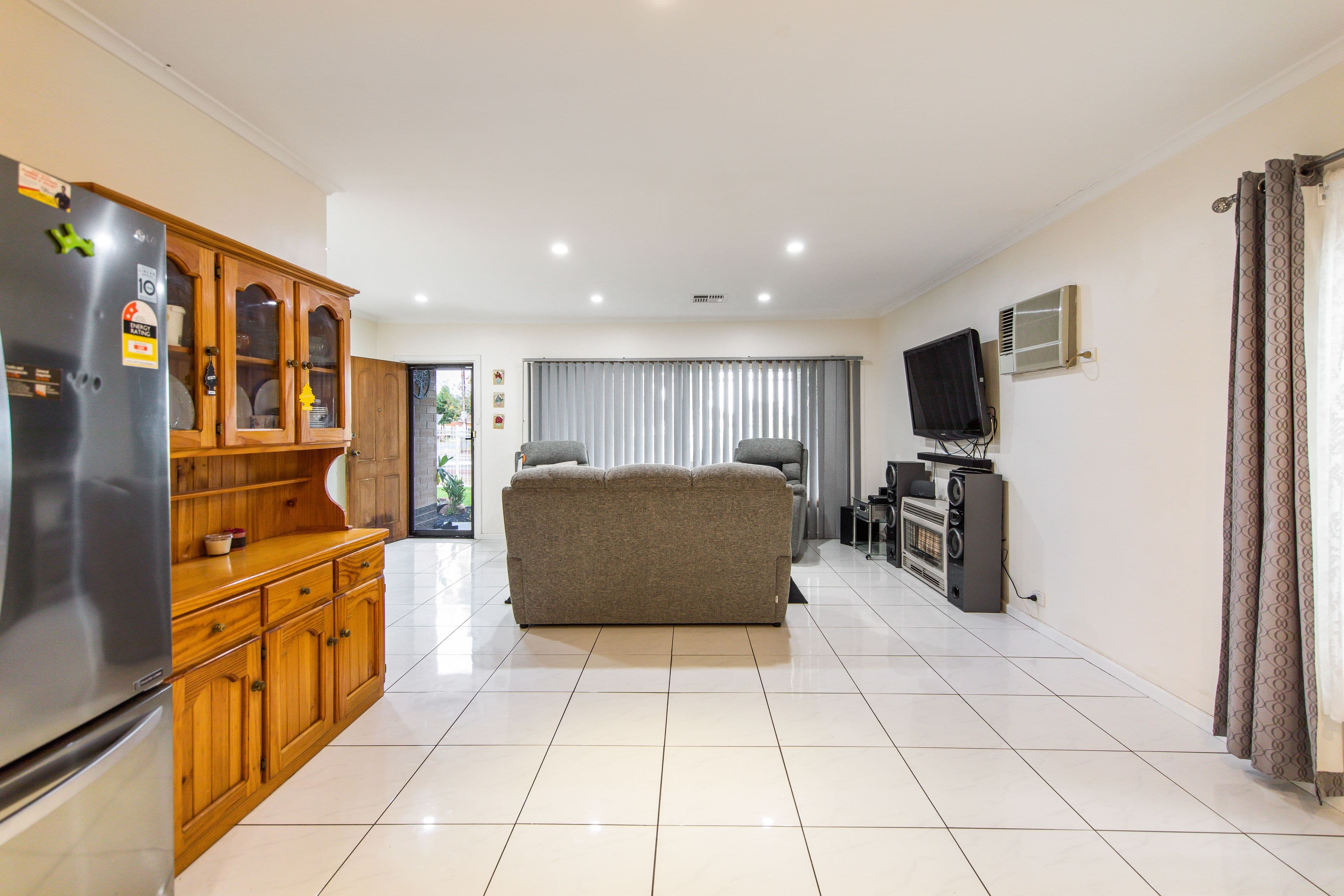 18 Macartney Road, Parafield Gardens SA 5107, Parafield Gardens - Thumbnail 7