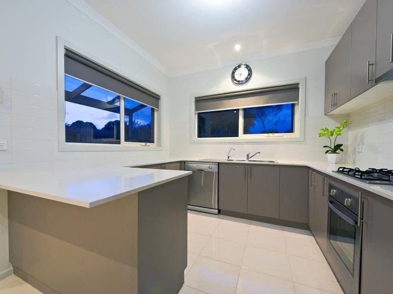 51 The Esplanade, NORTH SHORE VIC 3214, North Shore - Thumbnail 2