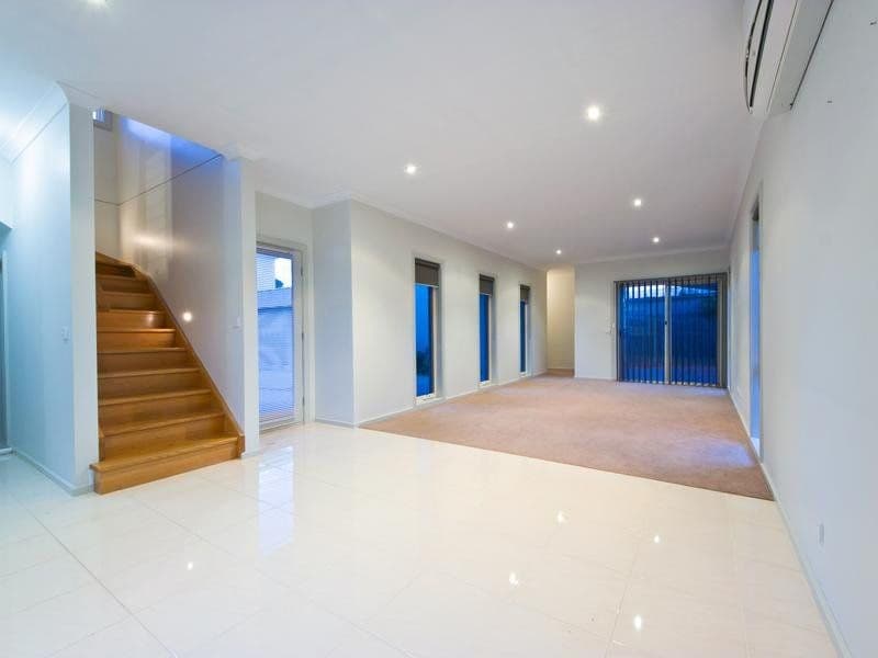 51 The Esplanade, NORTH SHORE VIC 3214, North Shore - Thumbnail 3