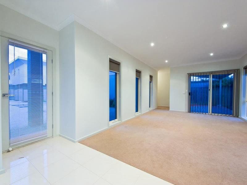 51 The Esplanade, NORTH SHORE VIC 3214, North Shore - Thumbnail 4