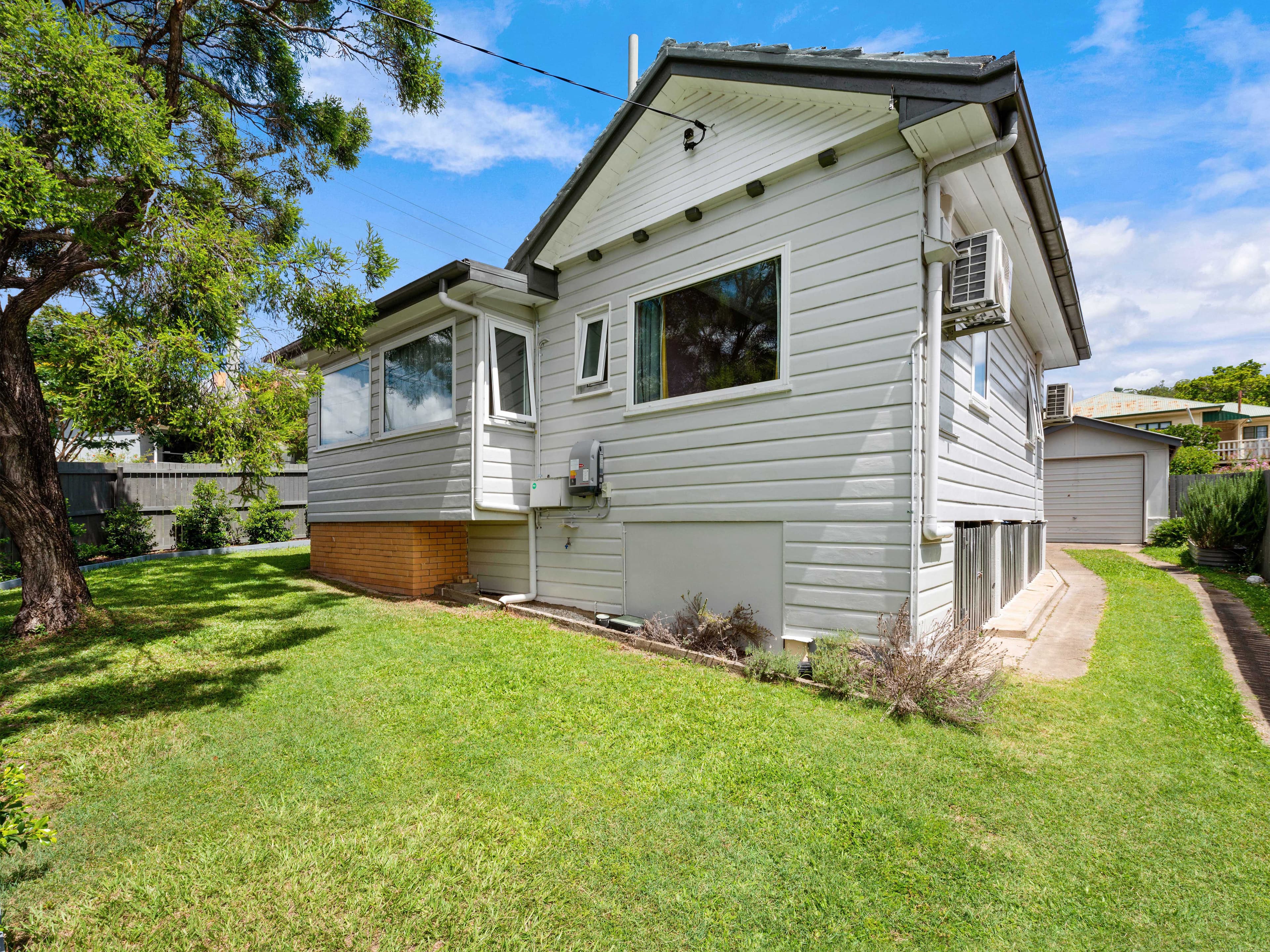 53 Samuel Street, Camp Hill QLD 4152, Camp Hill - Thumbnail 2