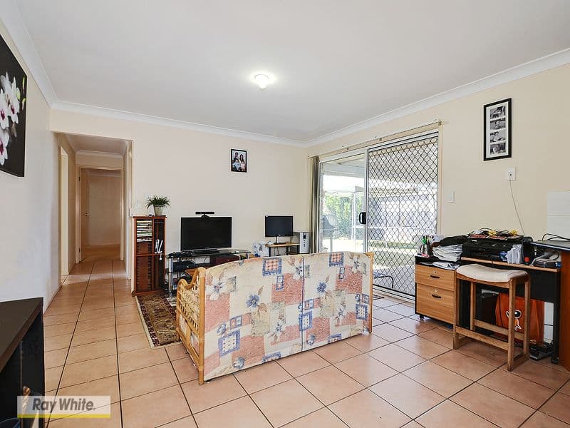 20 Cairns Crescent, DECEPTION BAY QLD 4508, Deception Bay - Thumbnail 5