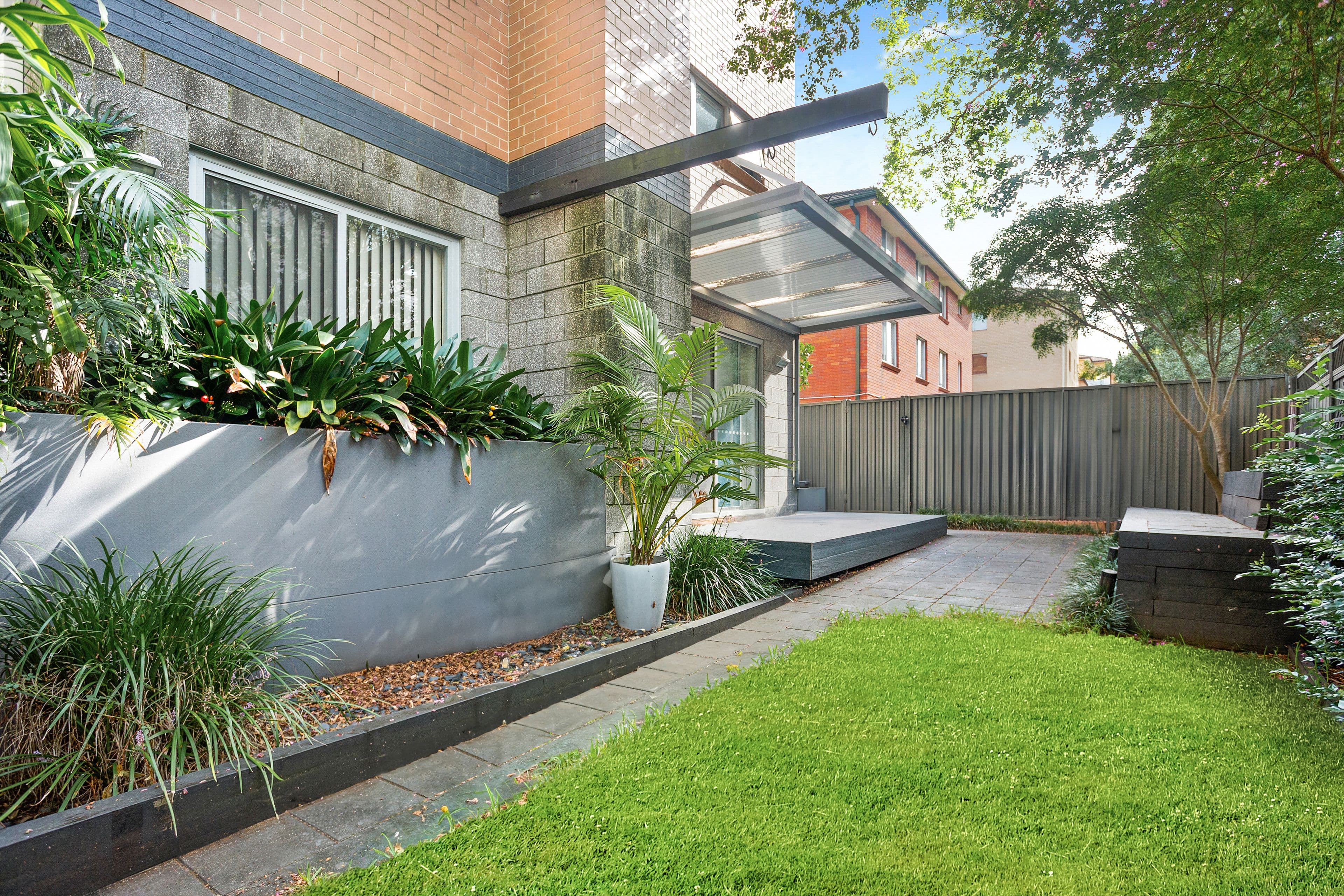 33 Martin Place, Mortdale NSW 2223, Mortdale - Thumbnail 2